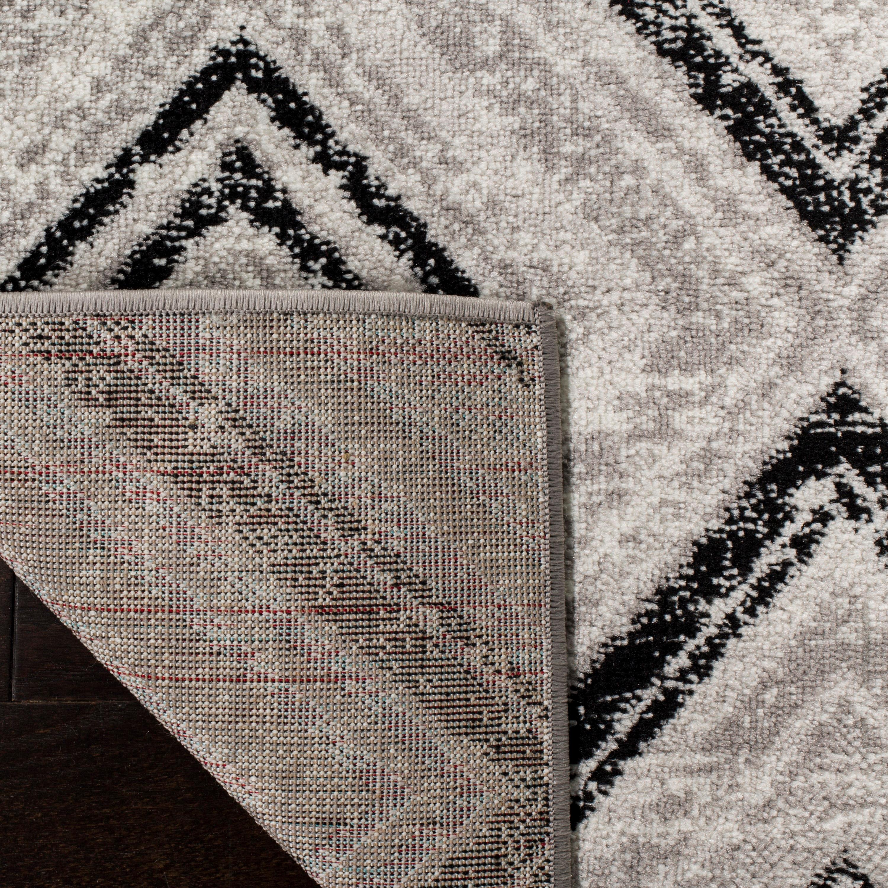 Skyler SKY120 Power Loomed Indoor Area Rug - Grey/Black - 5'1"x7'6" - Safavieh