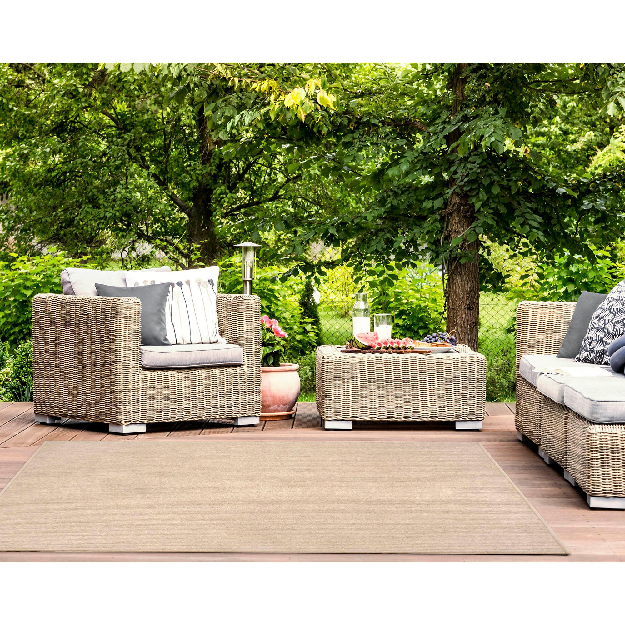 Liora Manne Calais Solid Indoor/Outdoor Rug Sand 3'6" x 5'6"