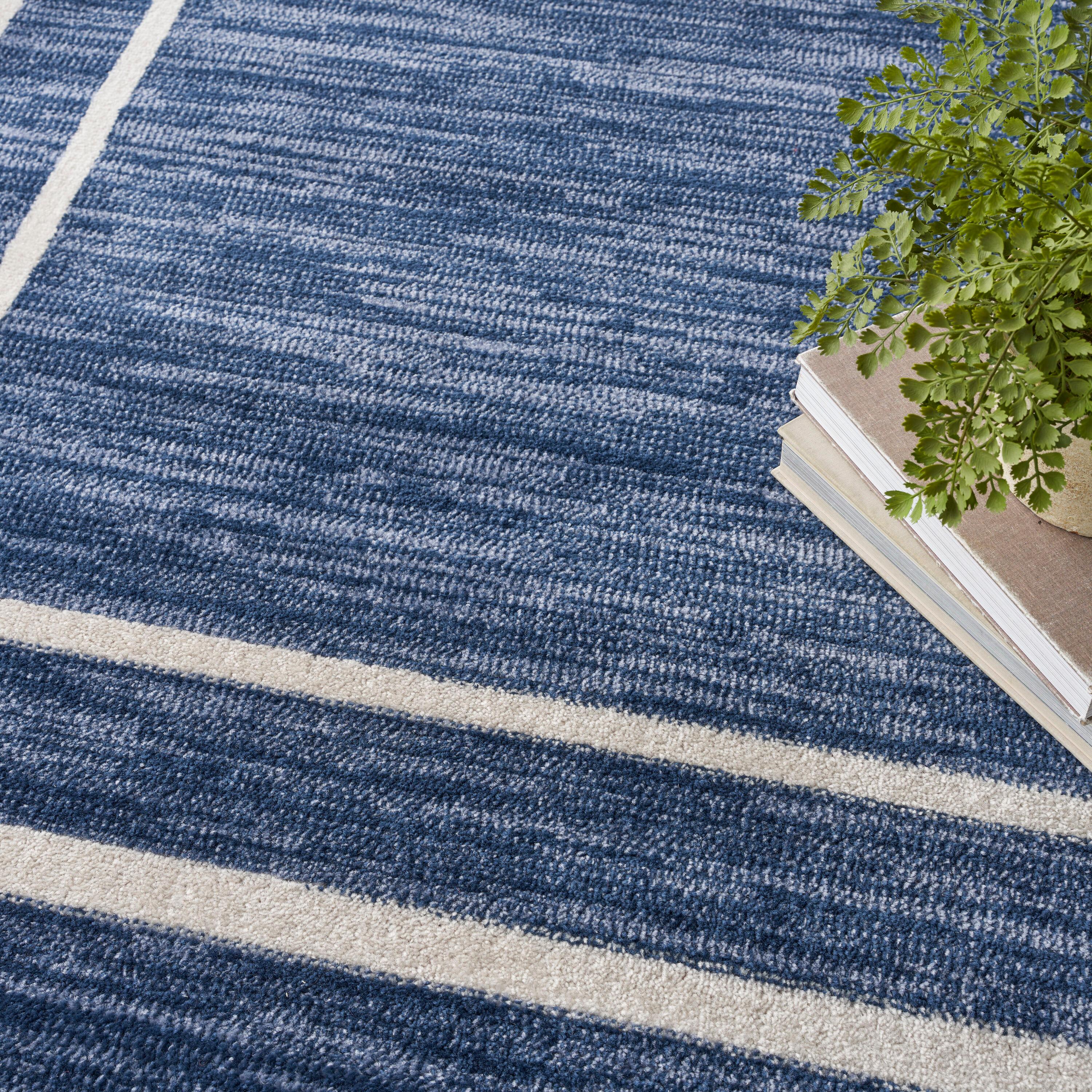 Nourison Essentials 10' x 14' Navy/Ivory Contemporary Indoor/Outdoor Rug