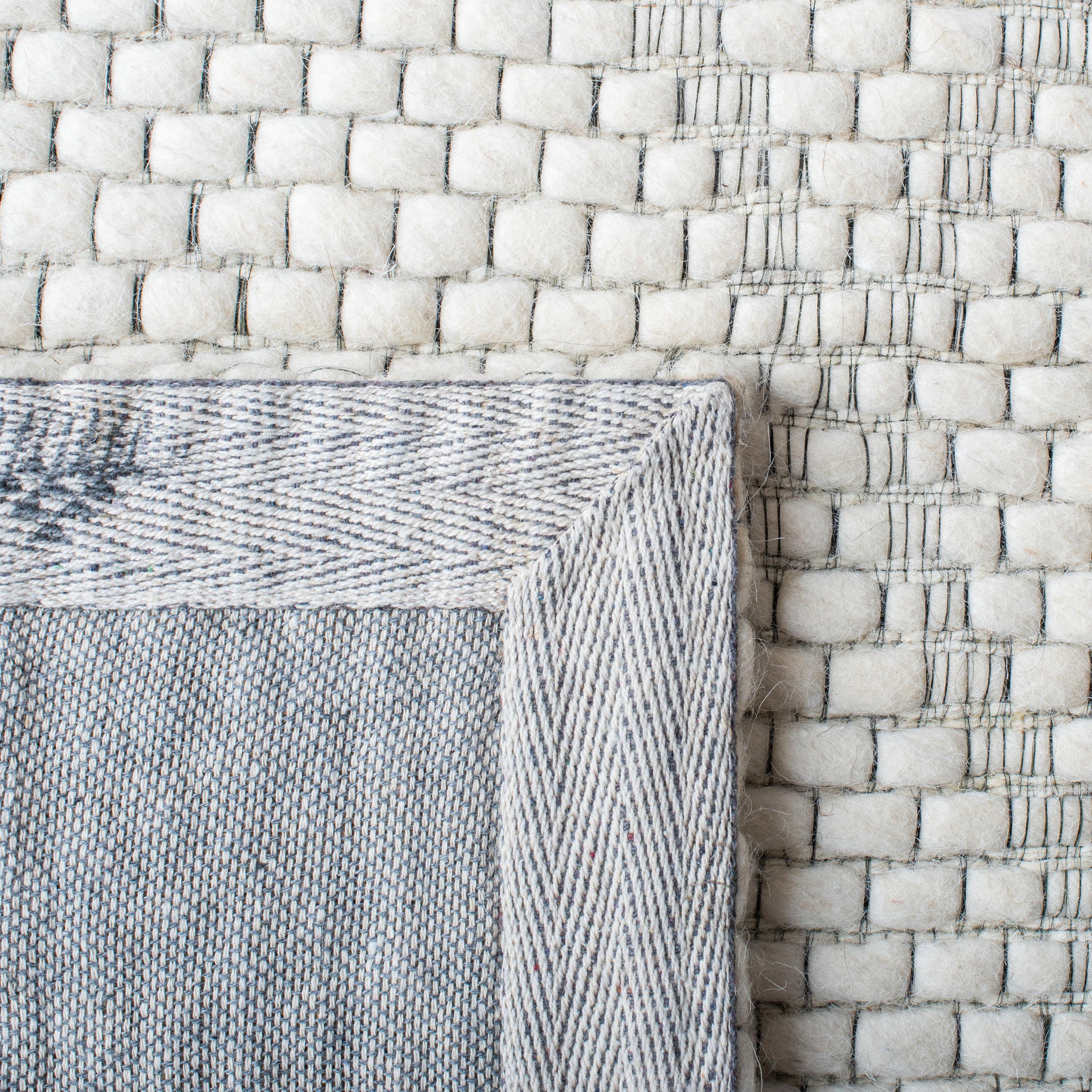 Marbella MRB551 Power Loomed Area Rug - Ivory - 4'x6' - Safavieh.
