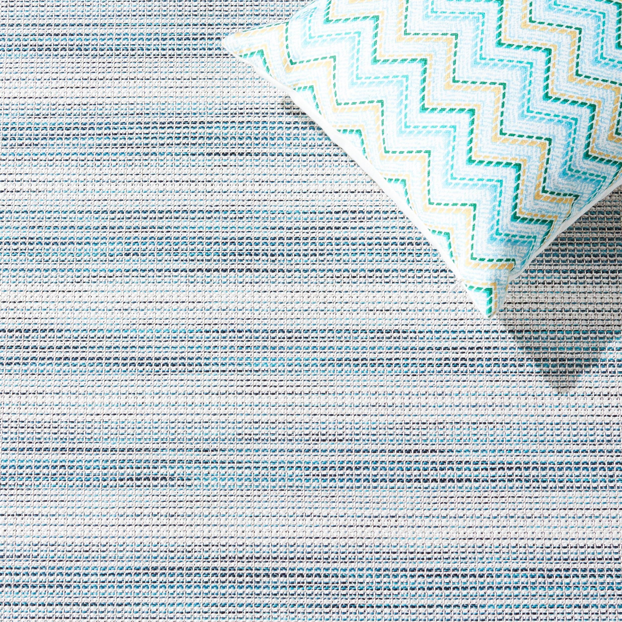 Hampton HTN231 Power Loomed Indoor/Outdoor Area Rug - Aqua/Ivory - 8'x10' - Safavieh.