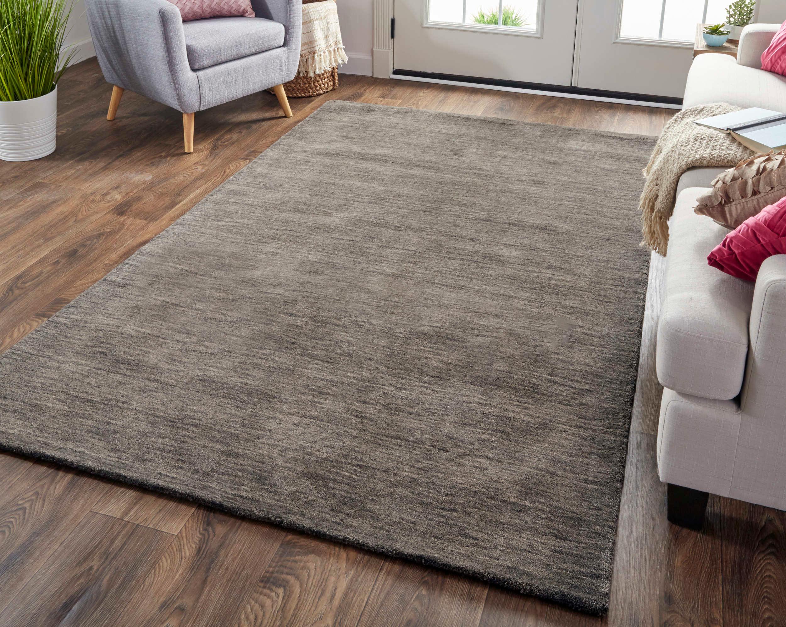 Handmade Tufted Wool Charcoal Area Rug
