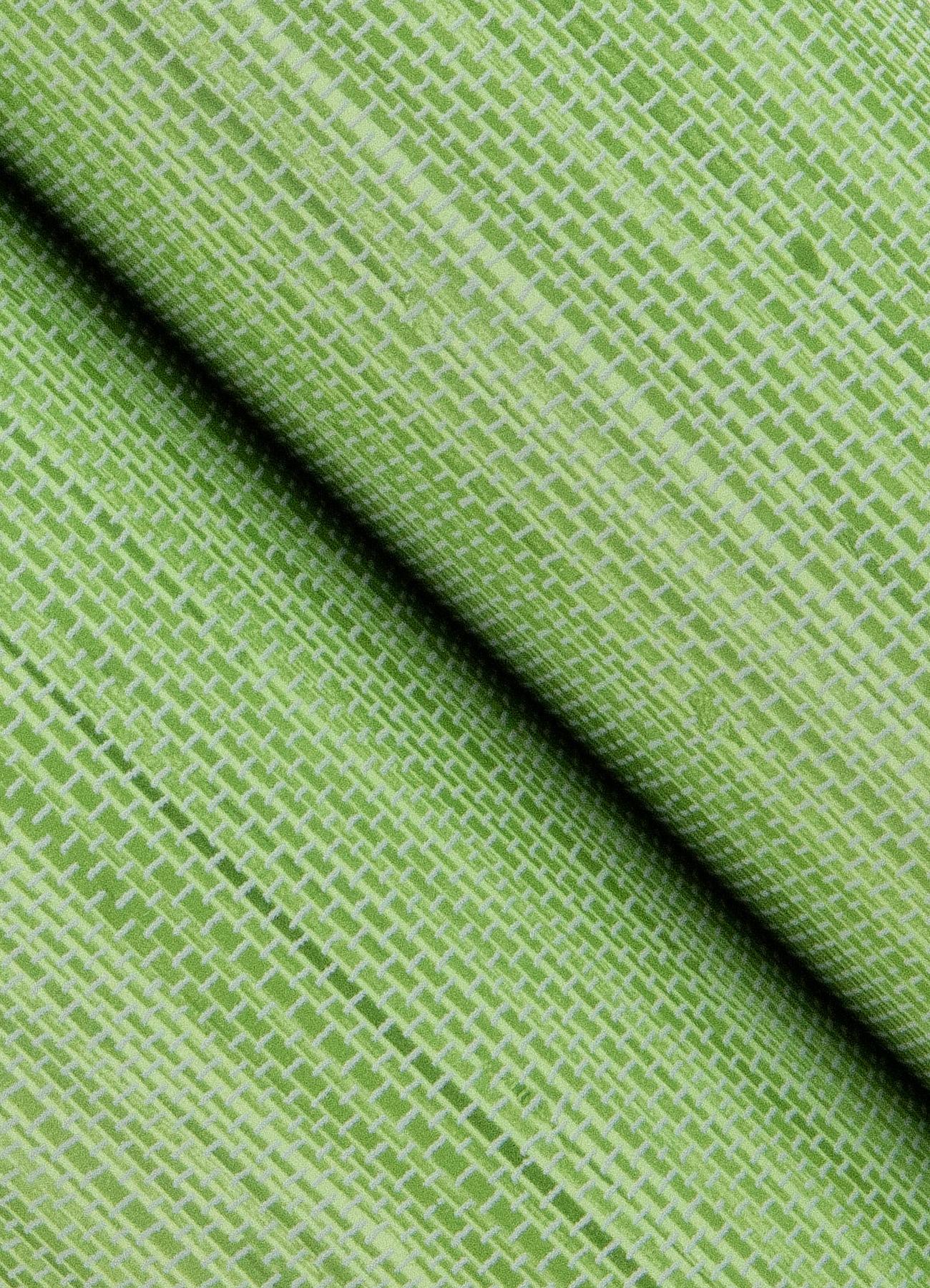 18 ft x 20.5 in x 0.025 in Grasscloth Peel and Stick Wallpaper Roll