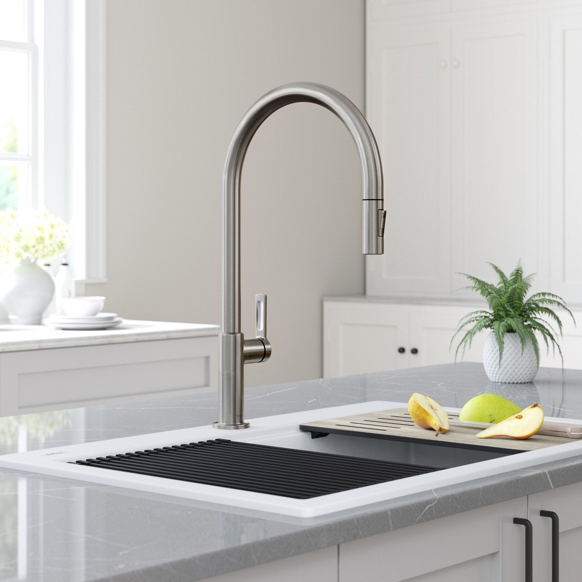 Oletto Single Handle Pull-Down Kitchen Faucet