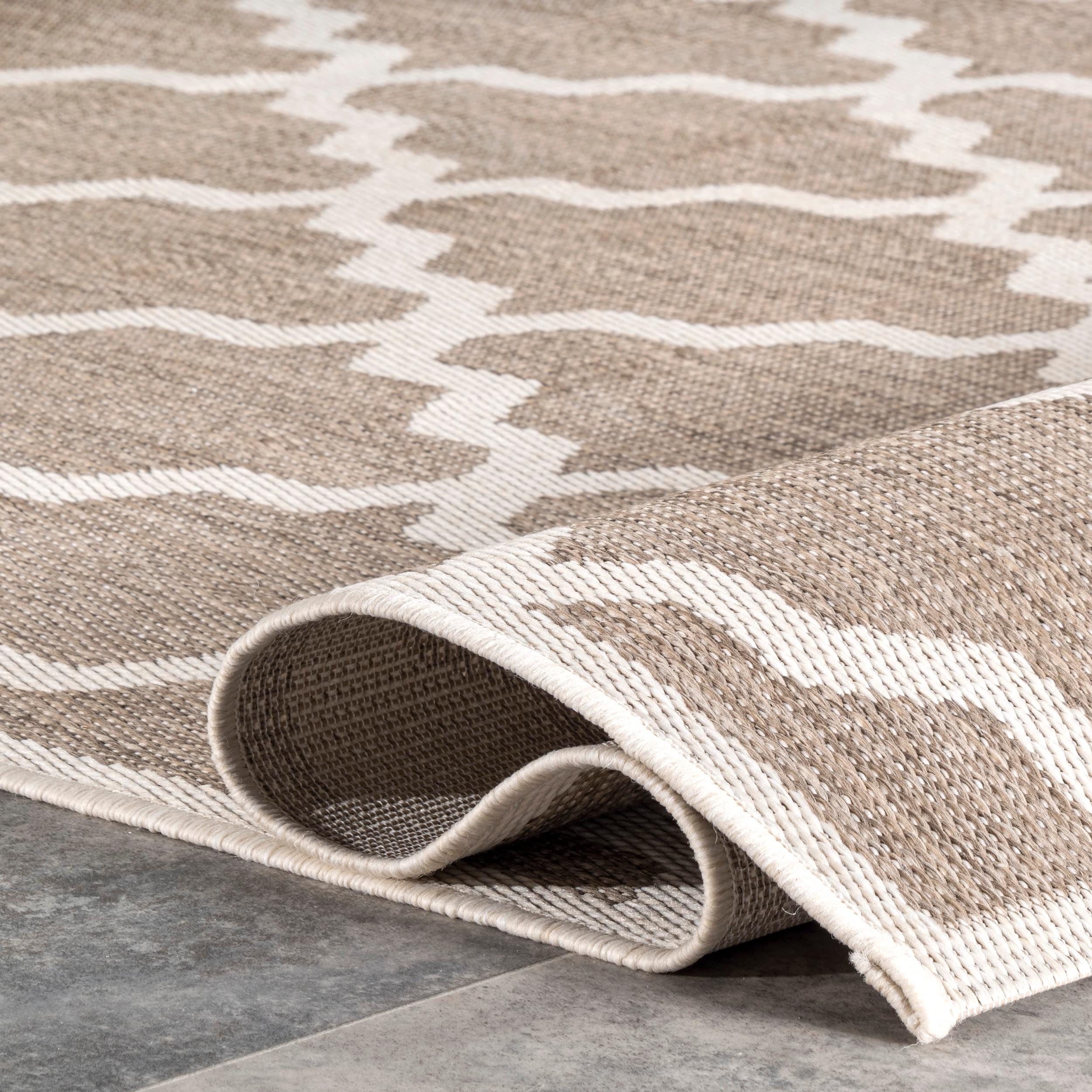 Nuloom Gina Trellis 4x6 Indoor/Outdoor Area Rug for Living Room Patio Deck Front Porch Kitchen, Taupe/Ivory