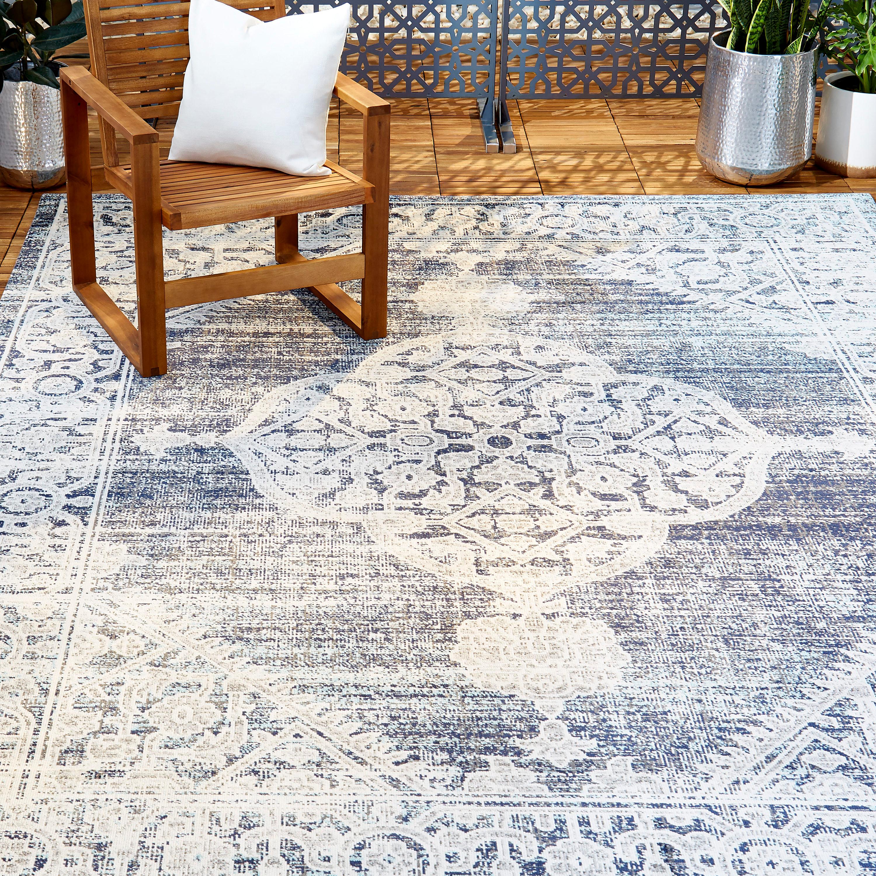 Nicole Miller Sofia Navy Blue Indoor/Outdoor Rug