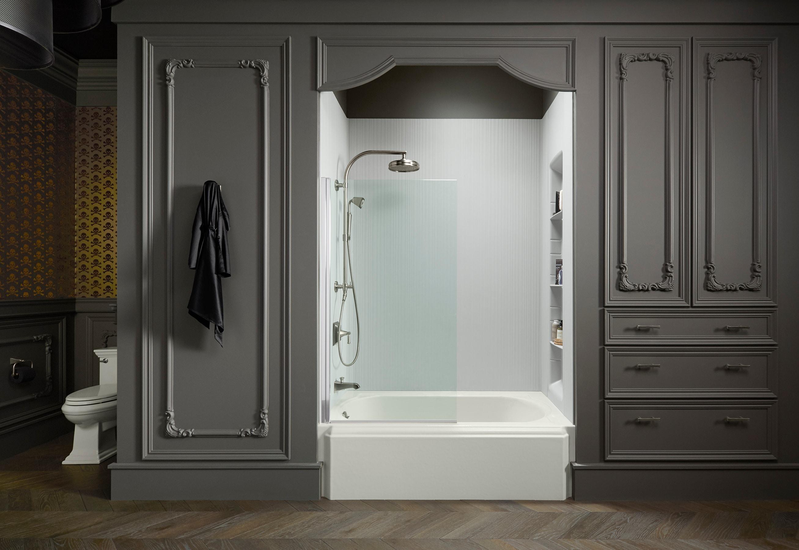 Aerie Bath Screen Thick Crystal Clear Glass and Square Corner