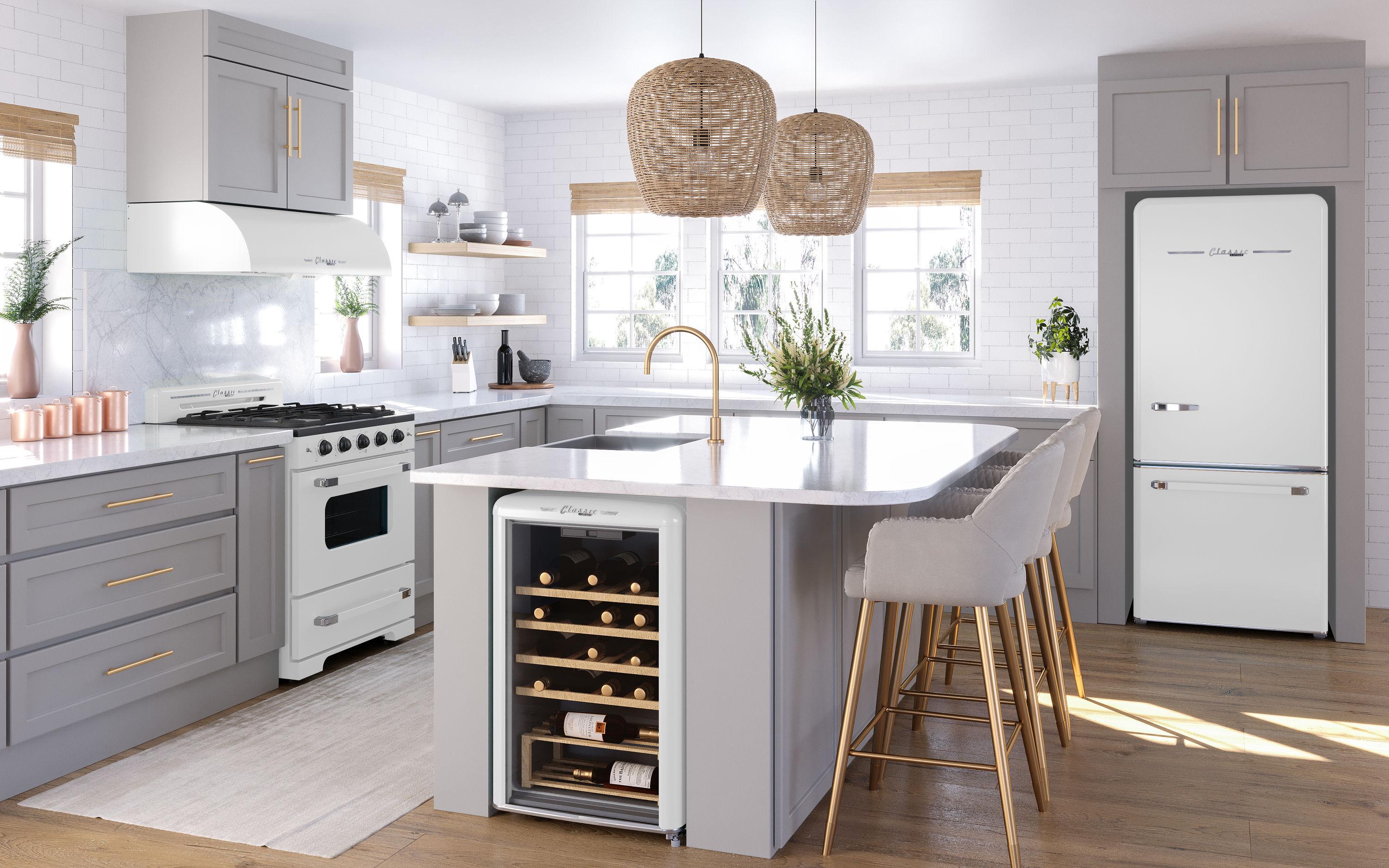 Unique Appliances Classic Retro 30" Frost-Free 17.7 cu. ft. Energy Star Certified Bottom Freezer Refrigerator UGP-510L W AC