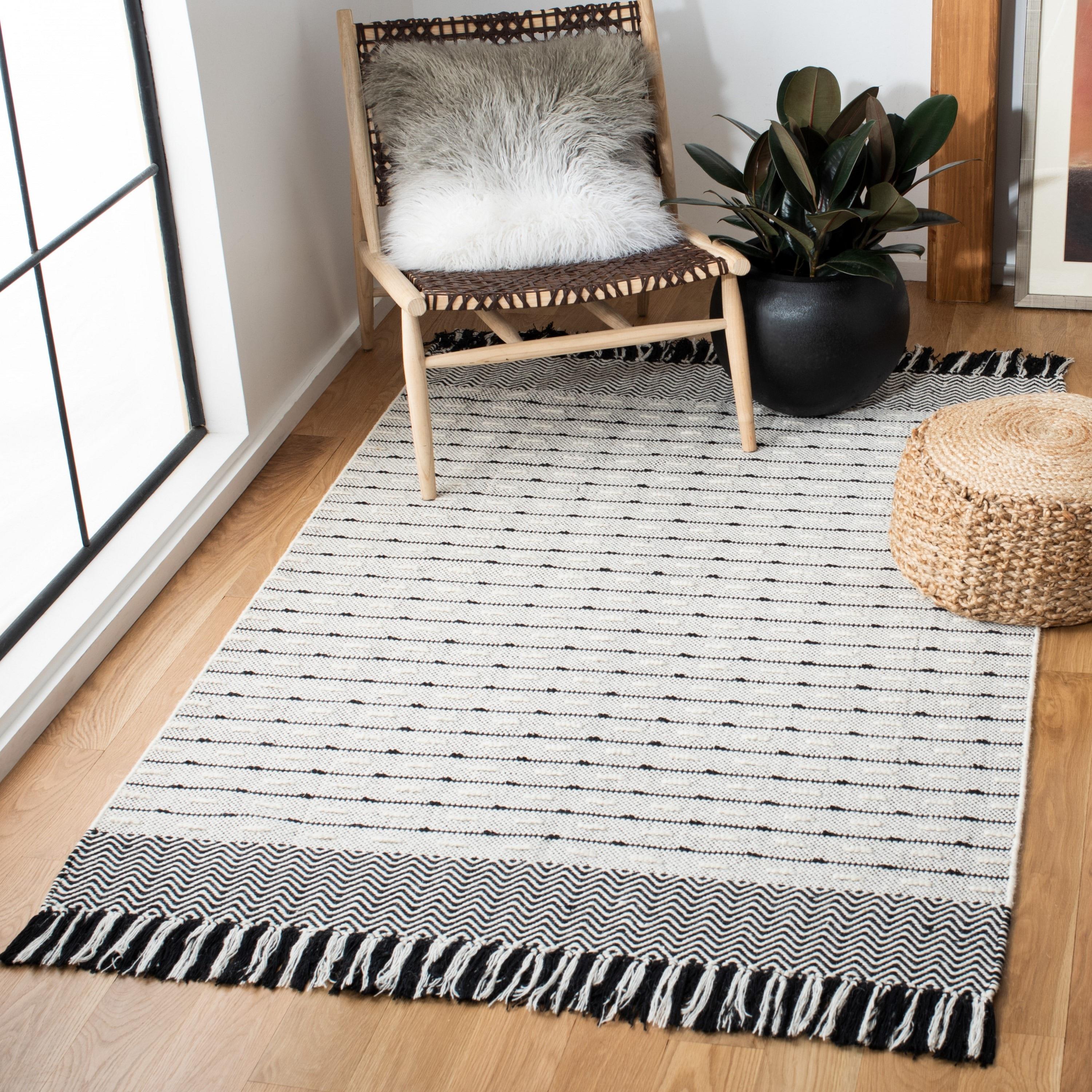 Vermont VRM504 Power Loomed Area Rug - Ivory/Black - 3'x5' - Safavieh.