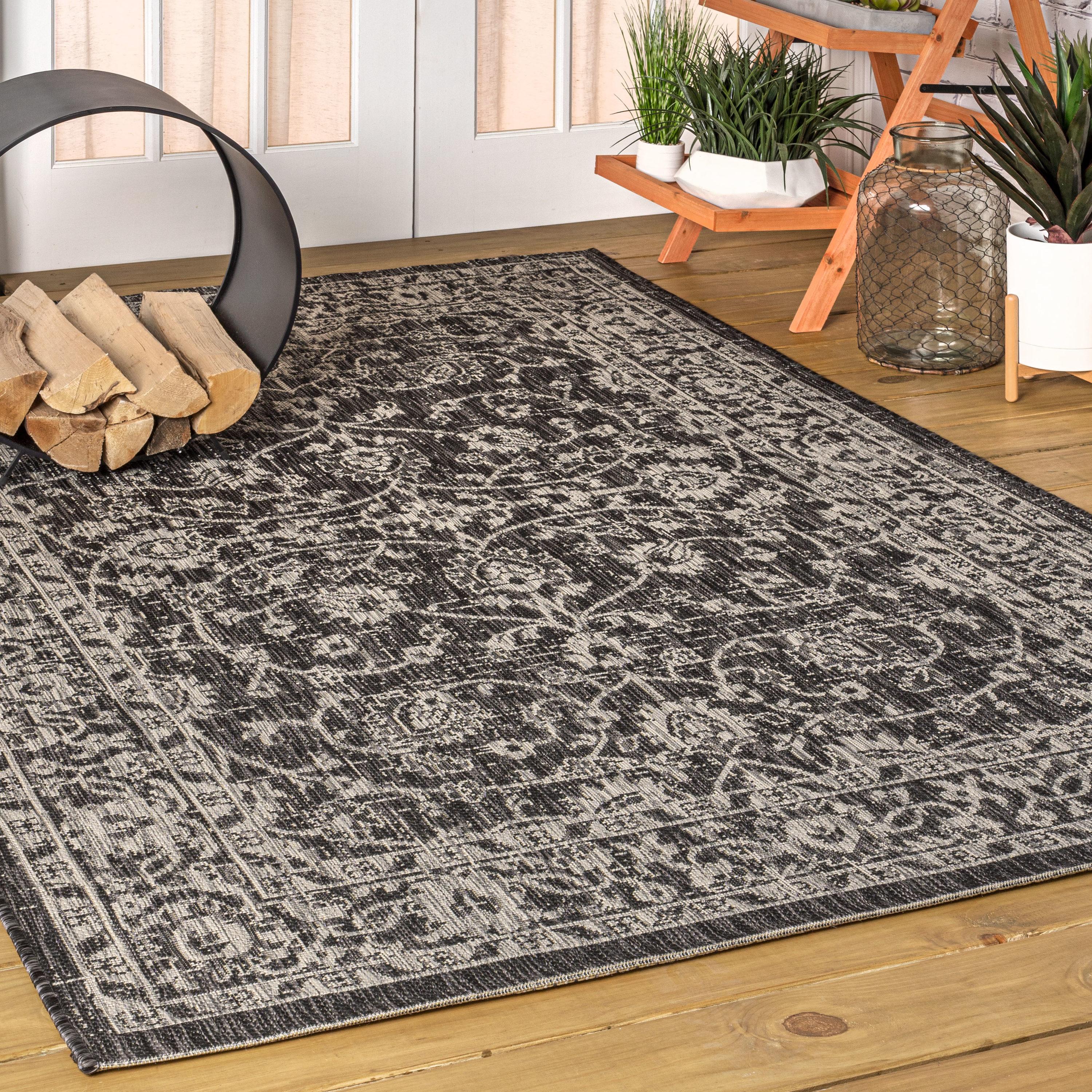 4'x6' Palazzo Vine and Border Textured Weave Indoor/Outdoor Area Rug, Black/Gray - JONATHAN Y