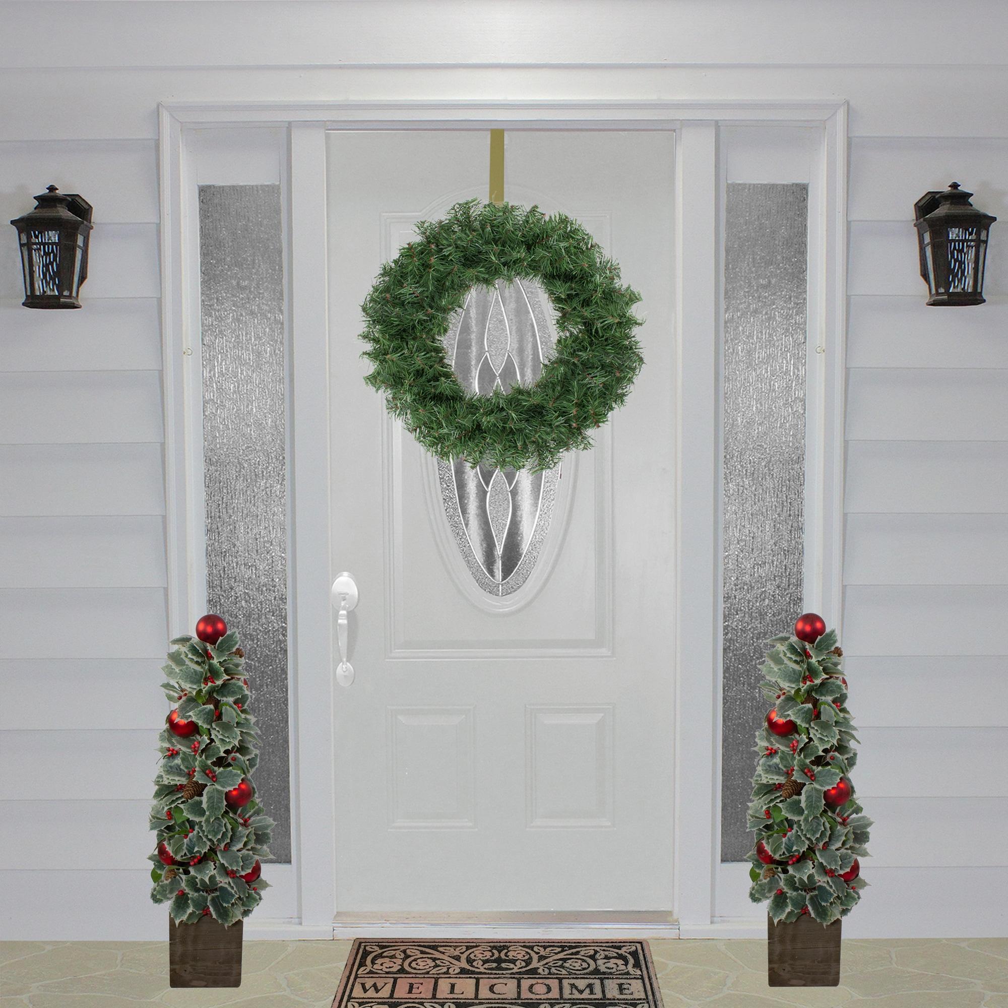 Northlight Seasonal Canadian Pine Artificial Christmas Wreath Unlit