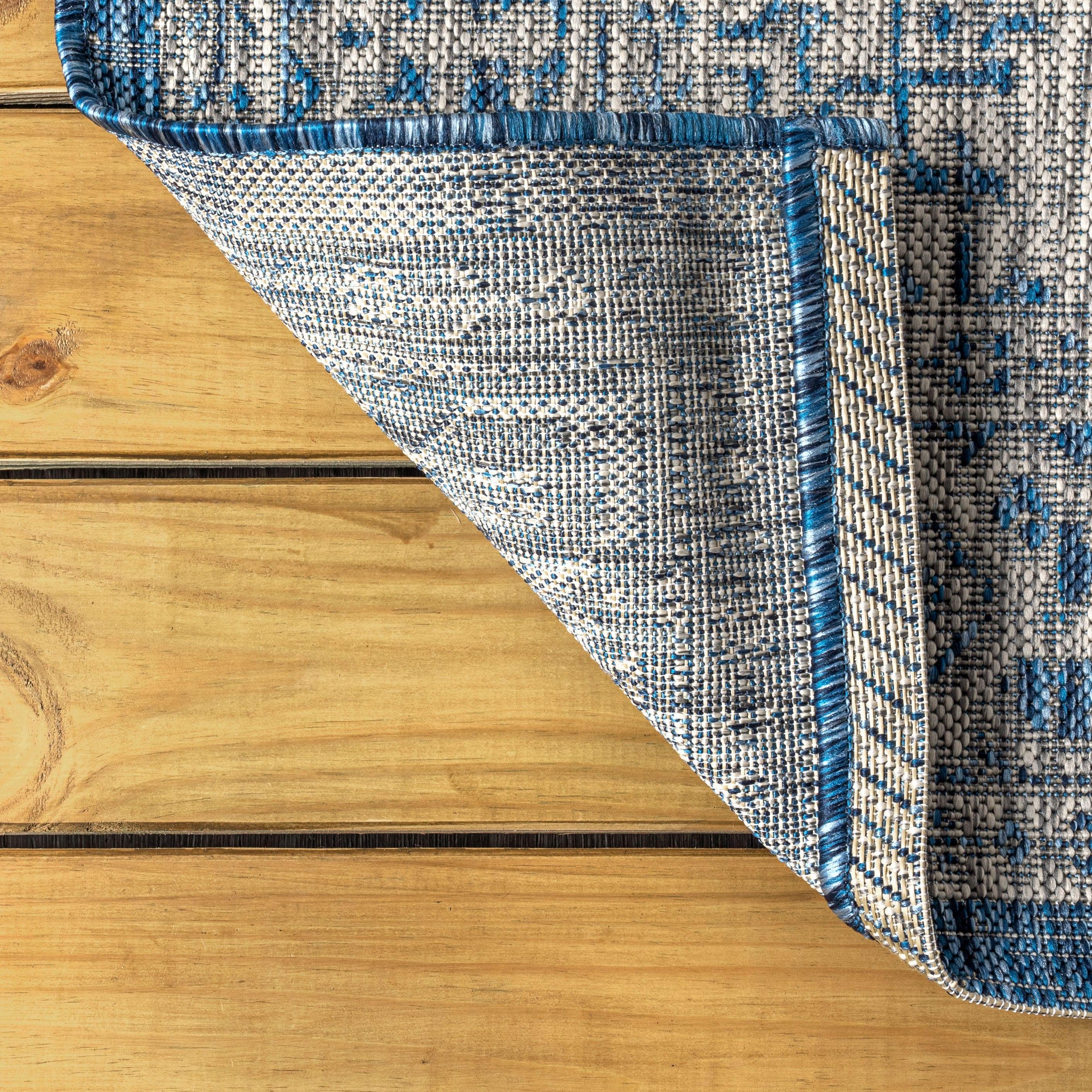 3'x5' Sinjuri Medallion Textured Weave Indoor/Outdoor Area Rug, Navy/Gray - JONATHAN Y
