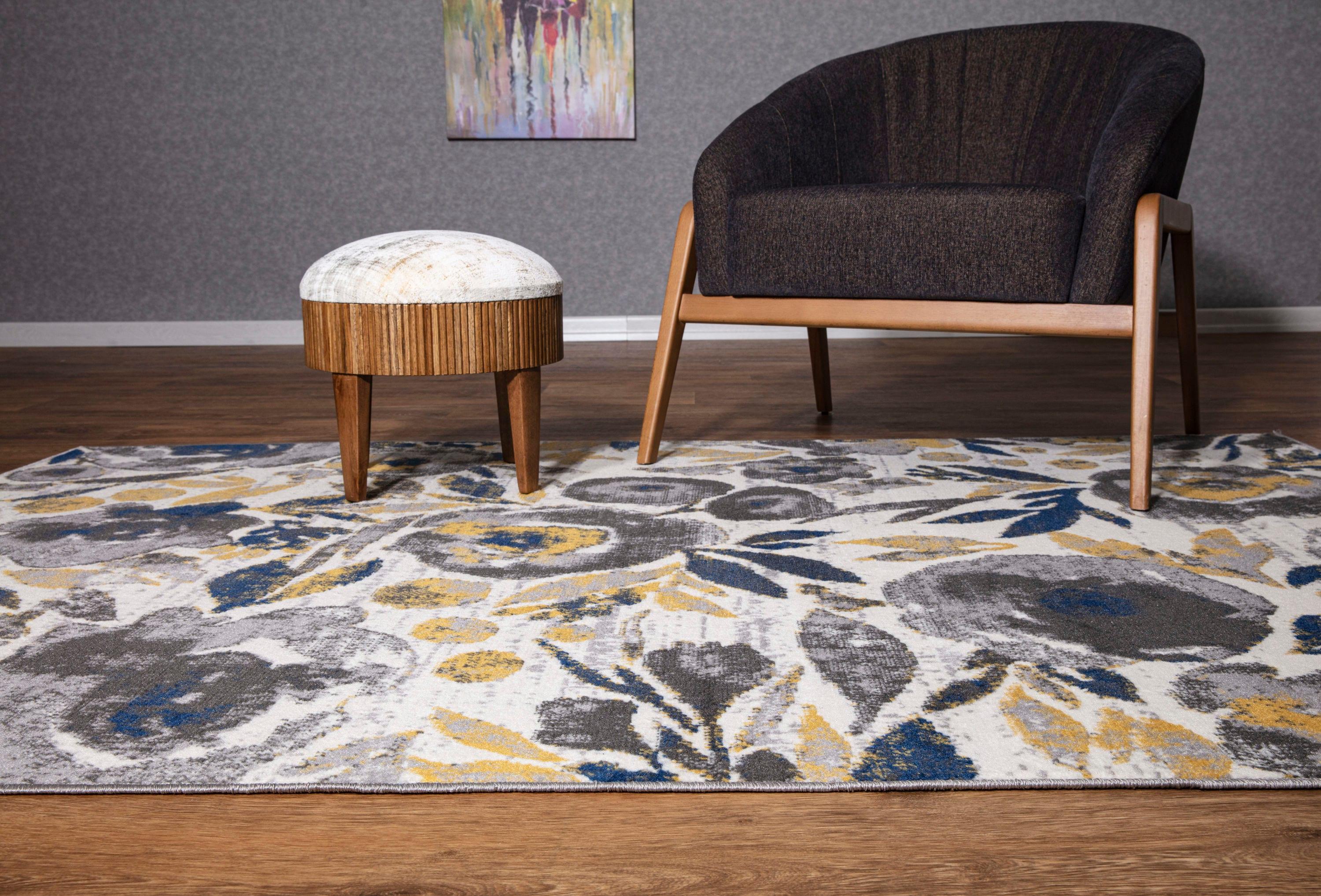 World Rug Gallery Vintage Modern Floral Area Rug - Cream 5' x 7':  Low Pile,  Stain-Resistant,  Machine Made,  Indoor Use