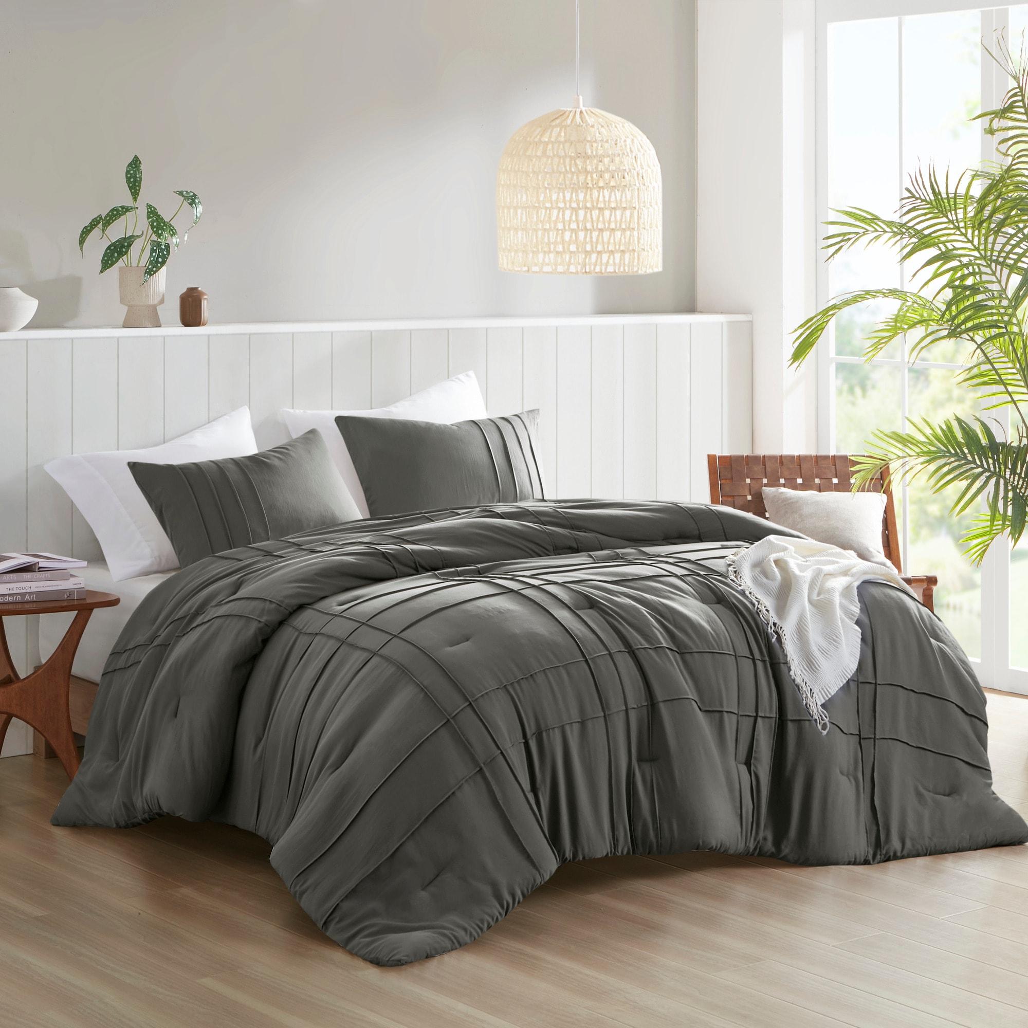 Regency Heights Twin/Twin XL Comforter Set, Boho 2-Piece Pintuck Stitching Dorm Bedding Set, Soft Washed Pleated Bed Sets with Pillow Sham Grey