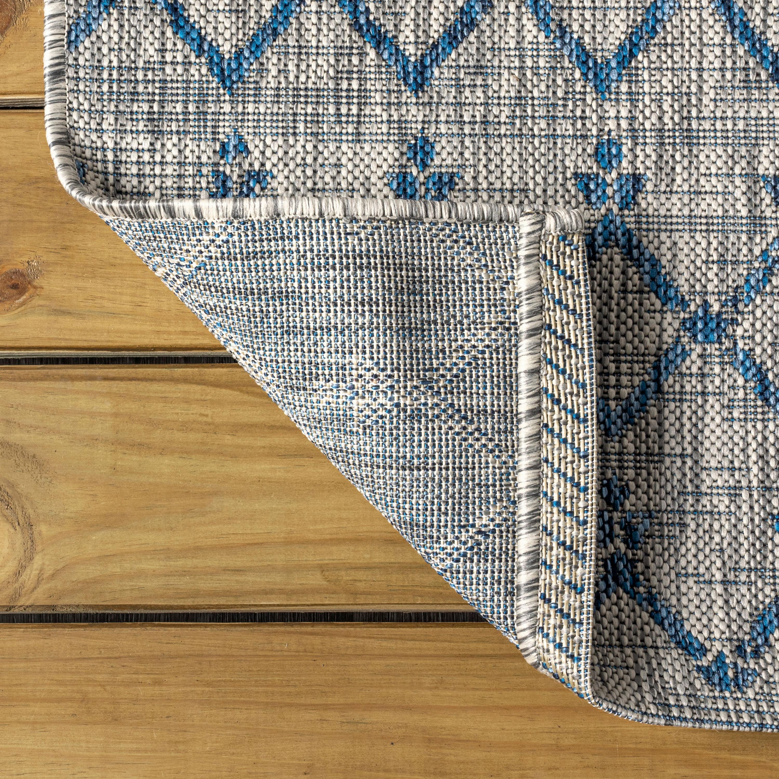 8'x10' Ourika Moroccan Geometric Textured Weave Indoor/Outdoor Area Rug, Light Gray/Navy - JONATHAN Y
