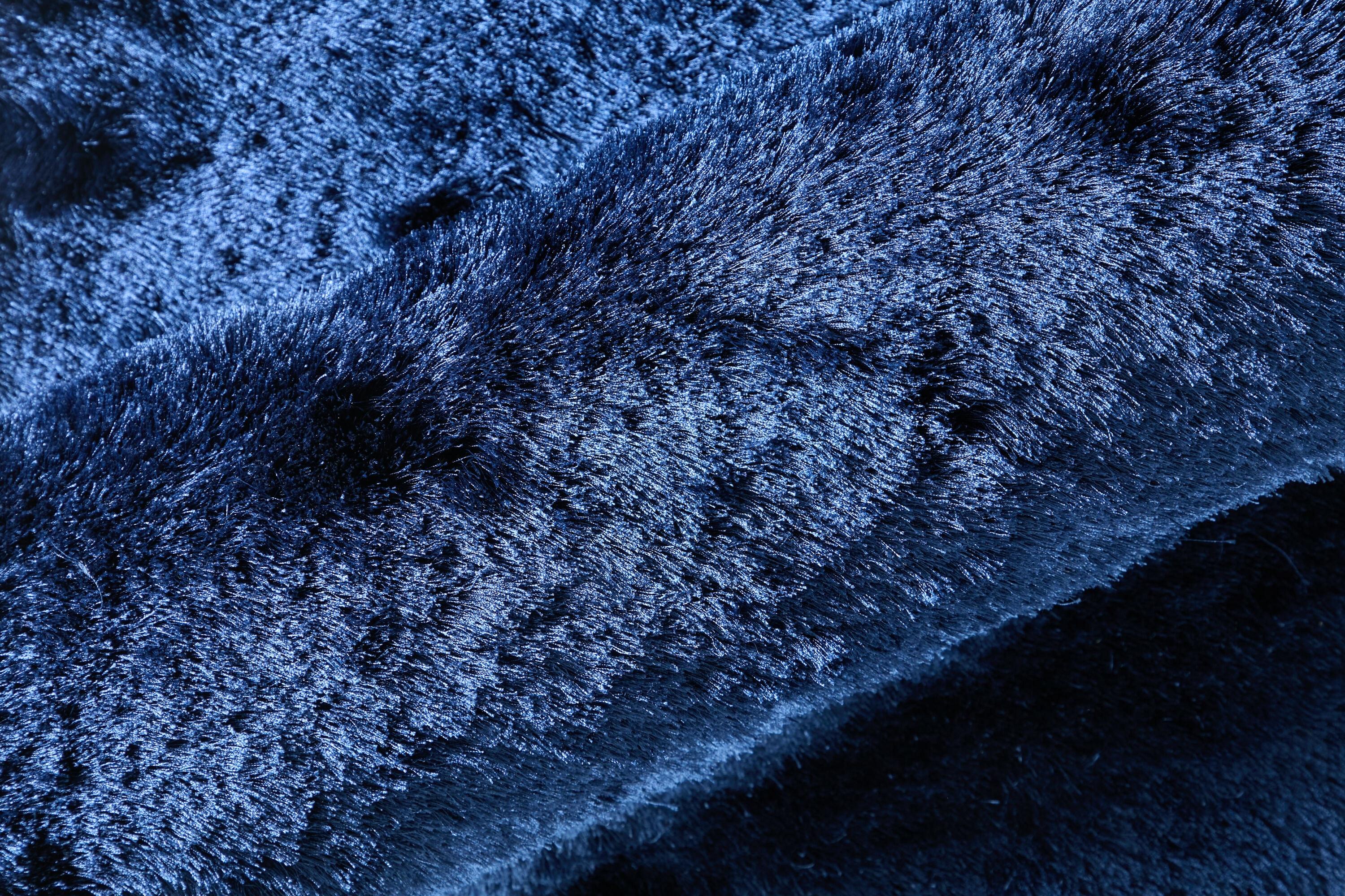 Freya Dark Blue Tufted Wool and Viscose Shag Rug