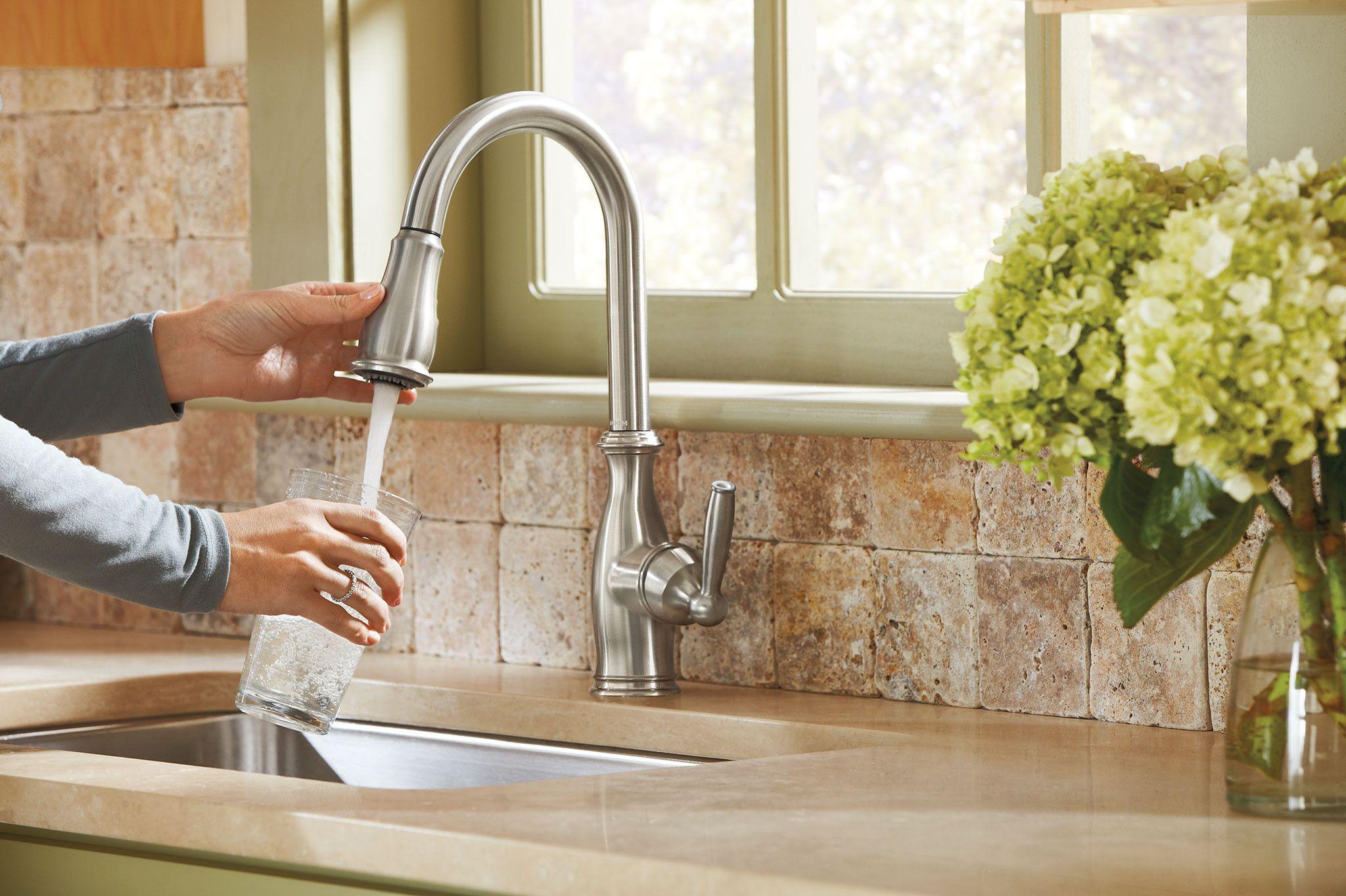 Brantford Pull Out Single Handle Kitchen Faucet with PowerBoost and Reflex