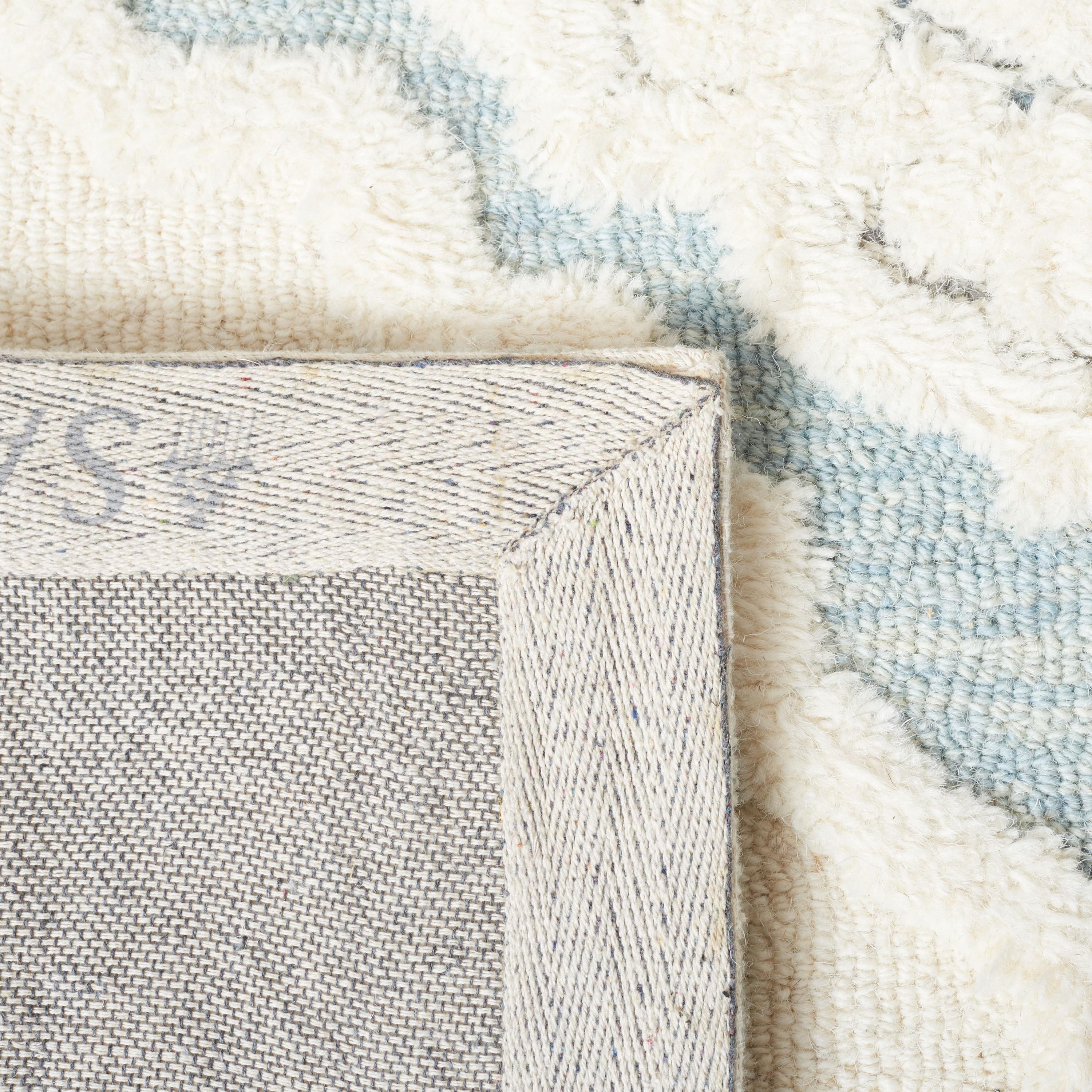 Metro MET111 Hand Tufted Indoor Area Rug - Ivory/Light Blue - 8'x10' - Safavieh