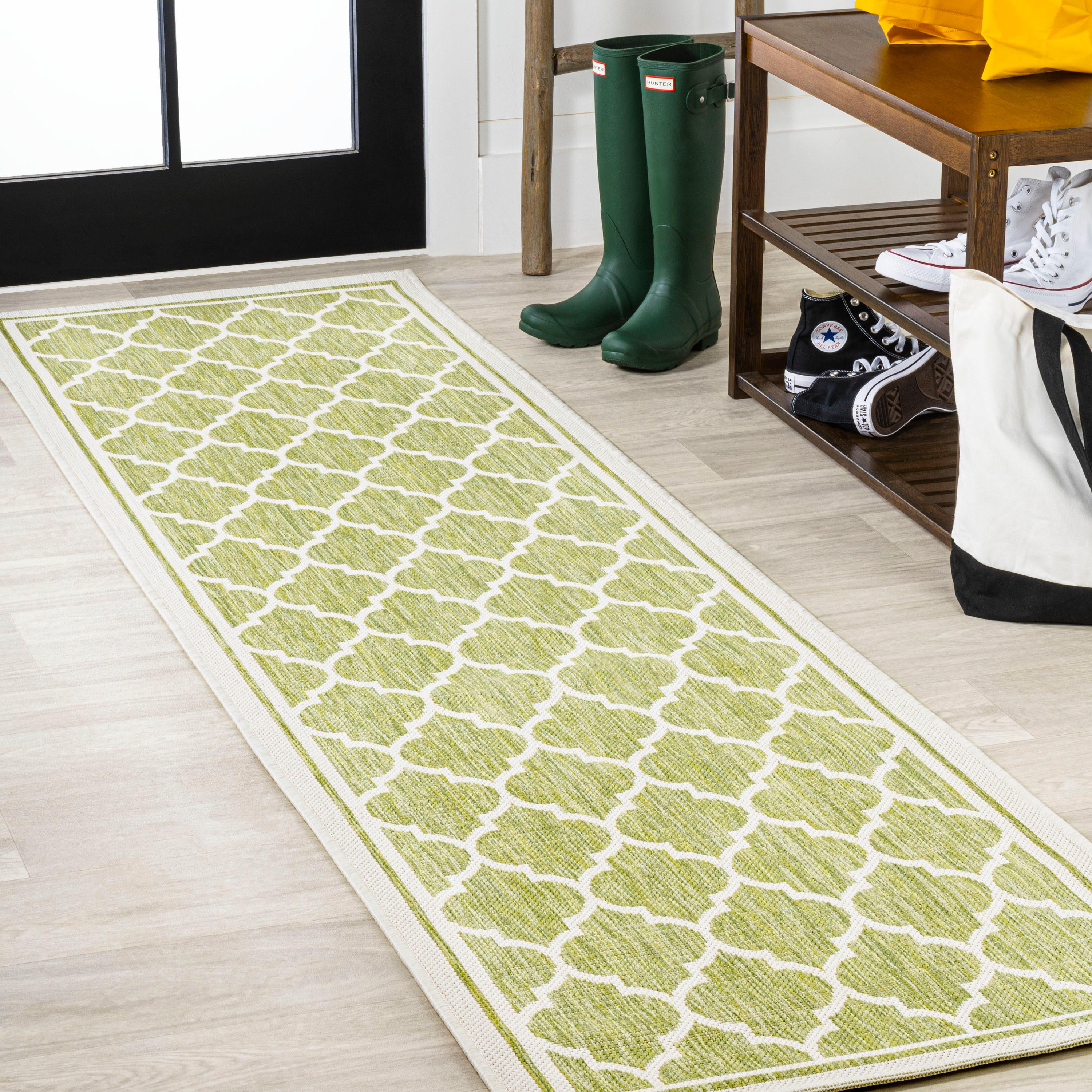 2' x 8' Trebol Moroccan Trellis Textured Weave Indoor/Outdoor Runner Rug, Green/Cream - JONATHAN Y