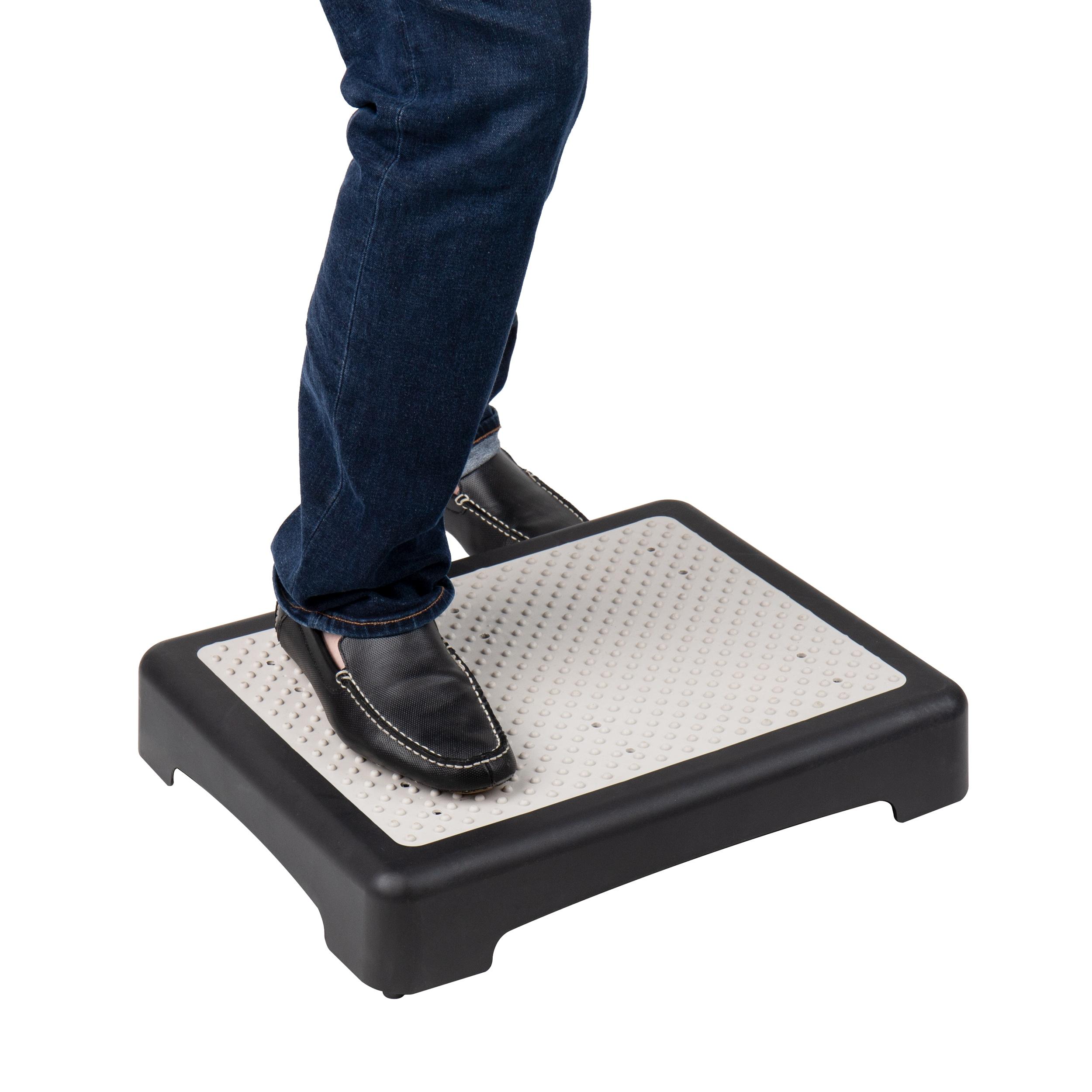 Mind Reader Mind Reader Platform Booster Step, Step Stool for Seniors, Indoor Outdoor, Riser, 15.75"L x 19.5"W x 3.75"H