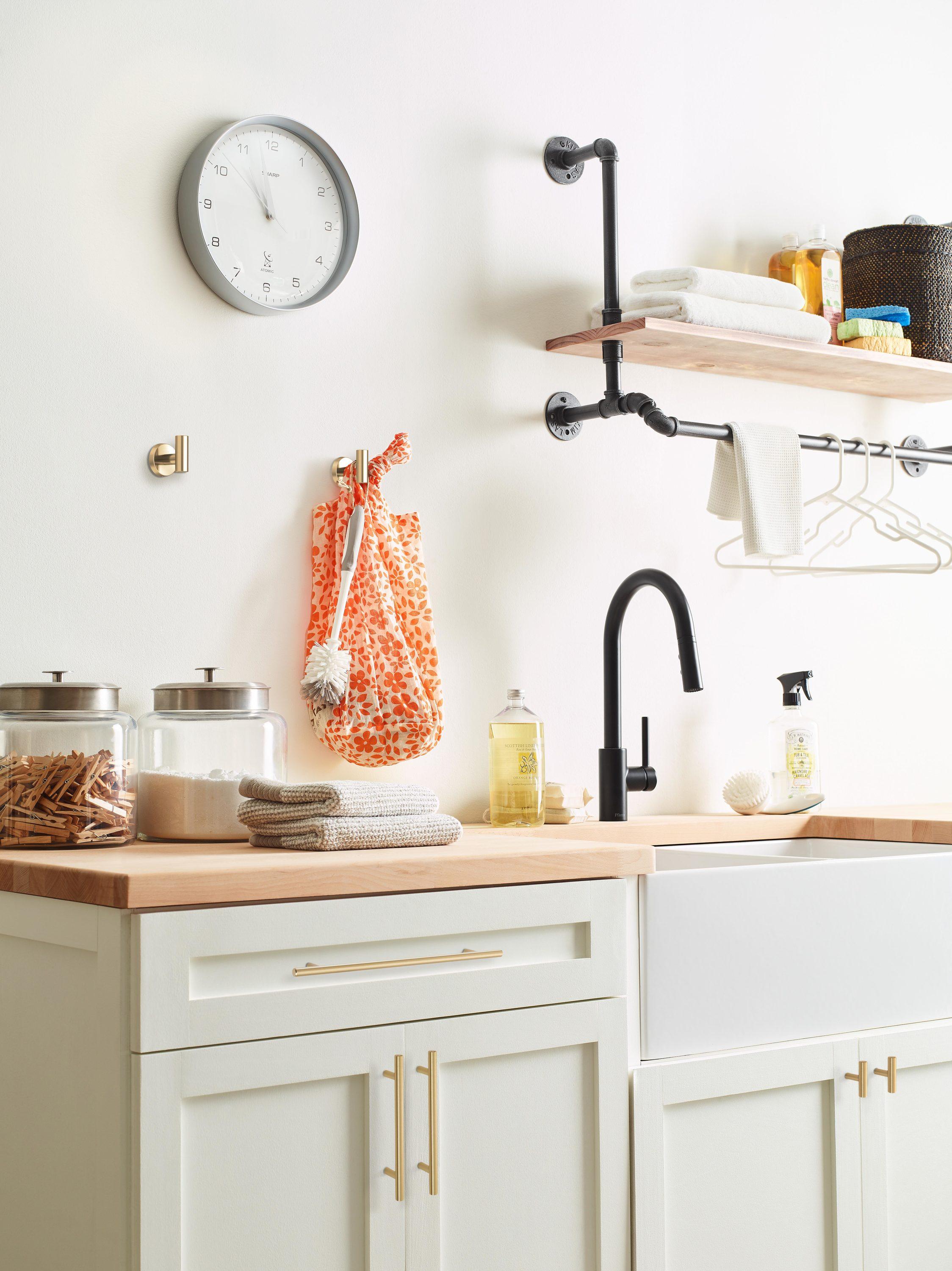 Arrondi™ Wall Mounted Robe Hook