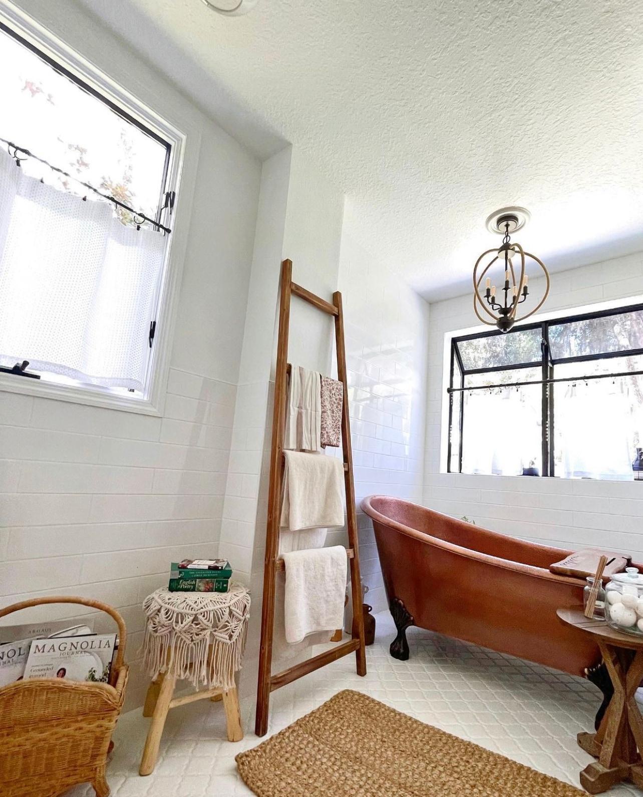 Heisenberg 5'6" Copper Freestanding Clawfoot Bathtub with No Overflow