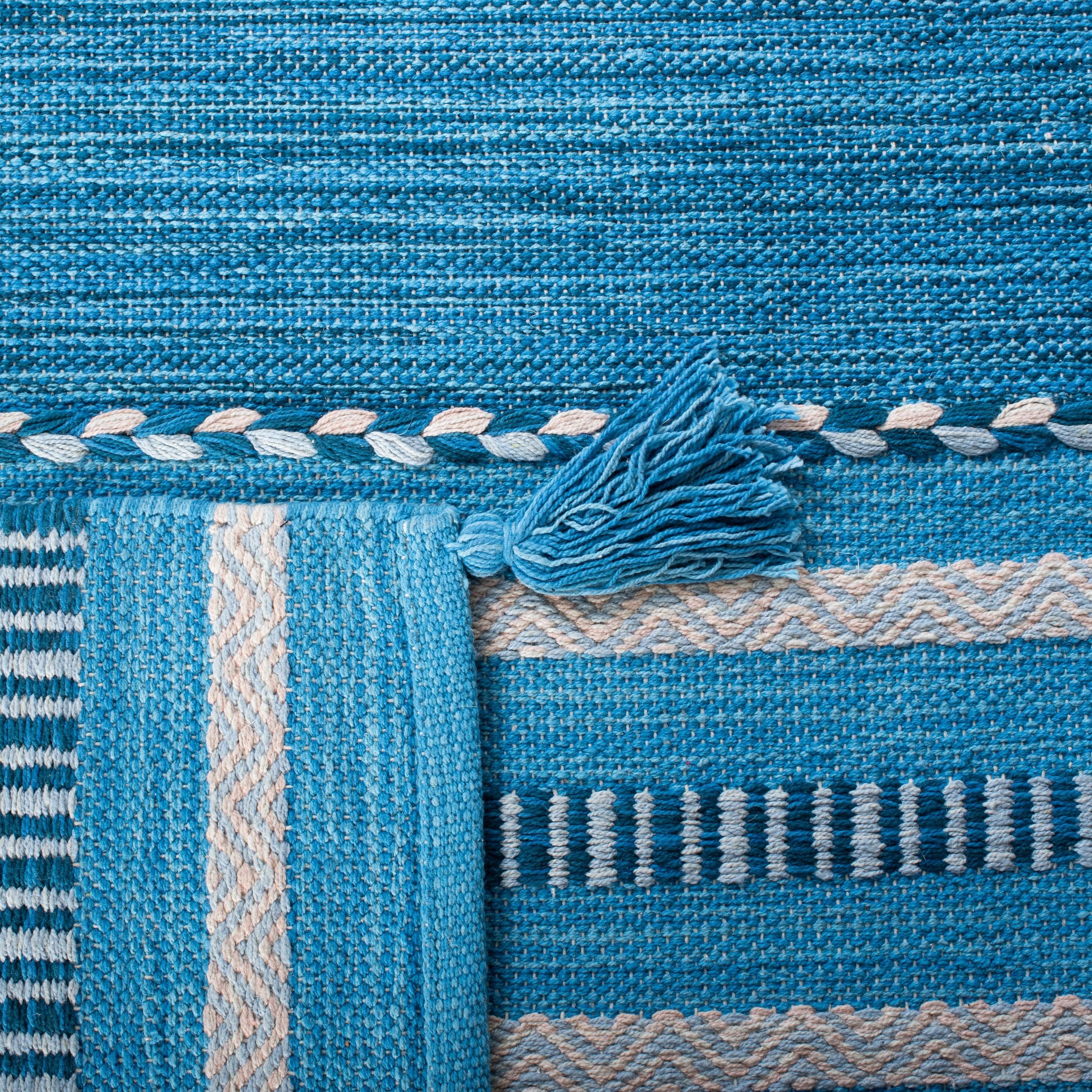 Montauk MTK215 Hand Woven Accent Rug - Blue/Grey - 2'3"x4' - Safavieh.