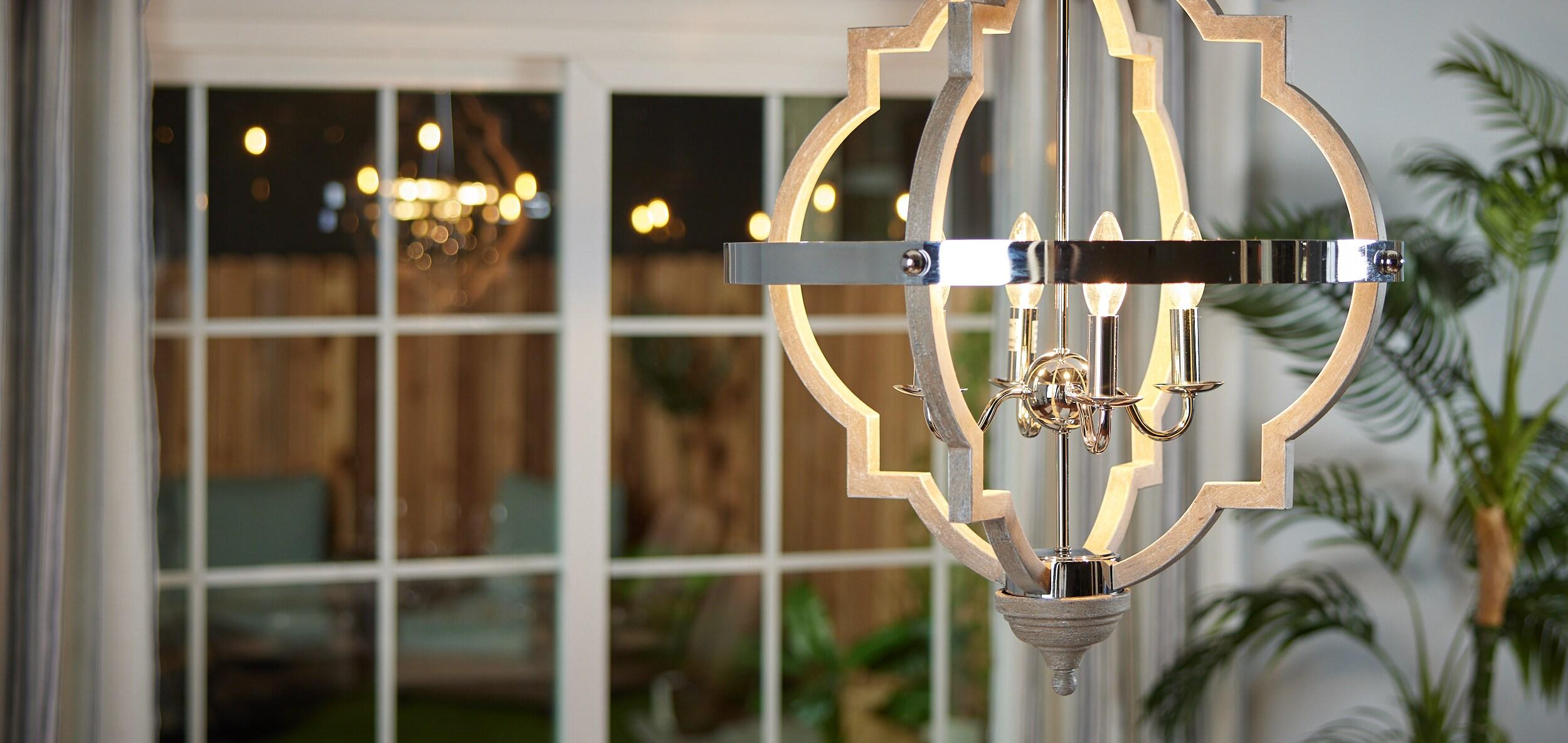 Four Light Hall / Foyer