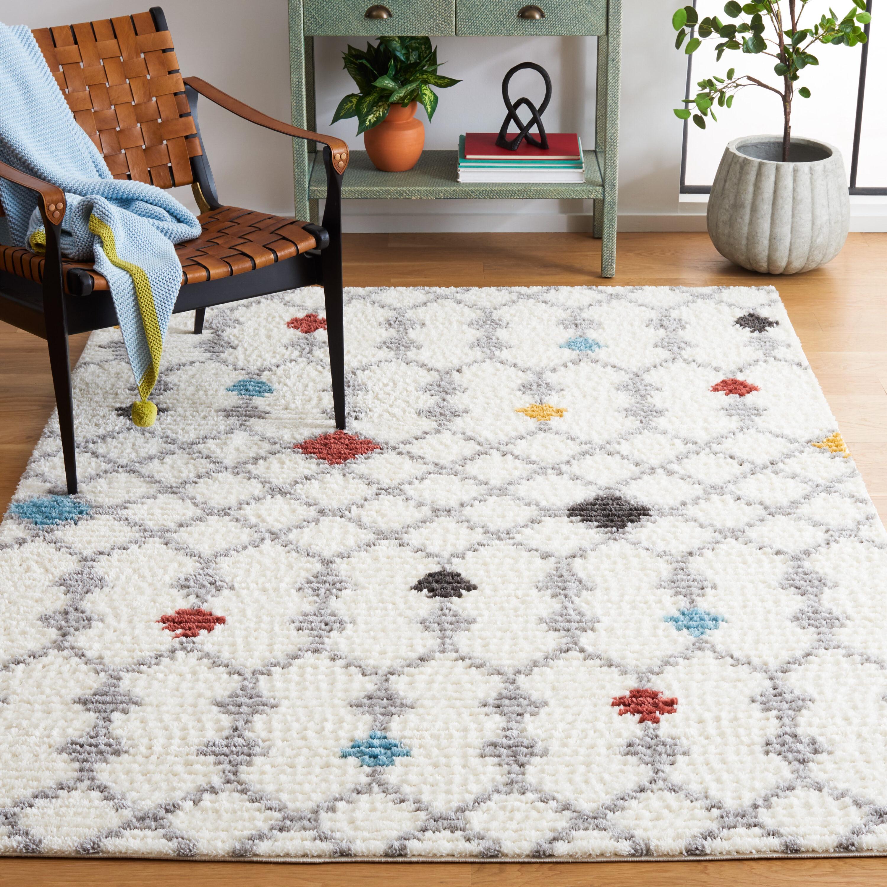 Marrakesh MRK312 Power Loomed Area Rug - Ivory/Gray - 5'5"x7'7" - Safavieh.
