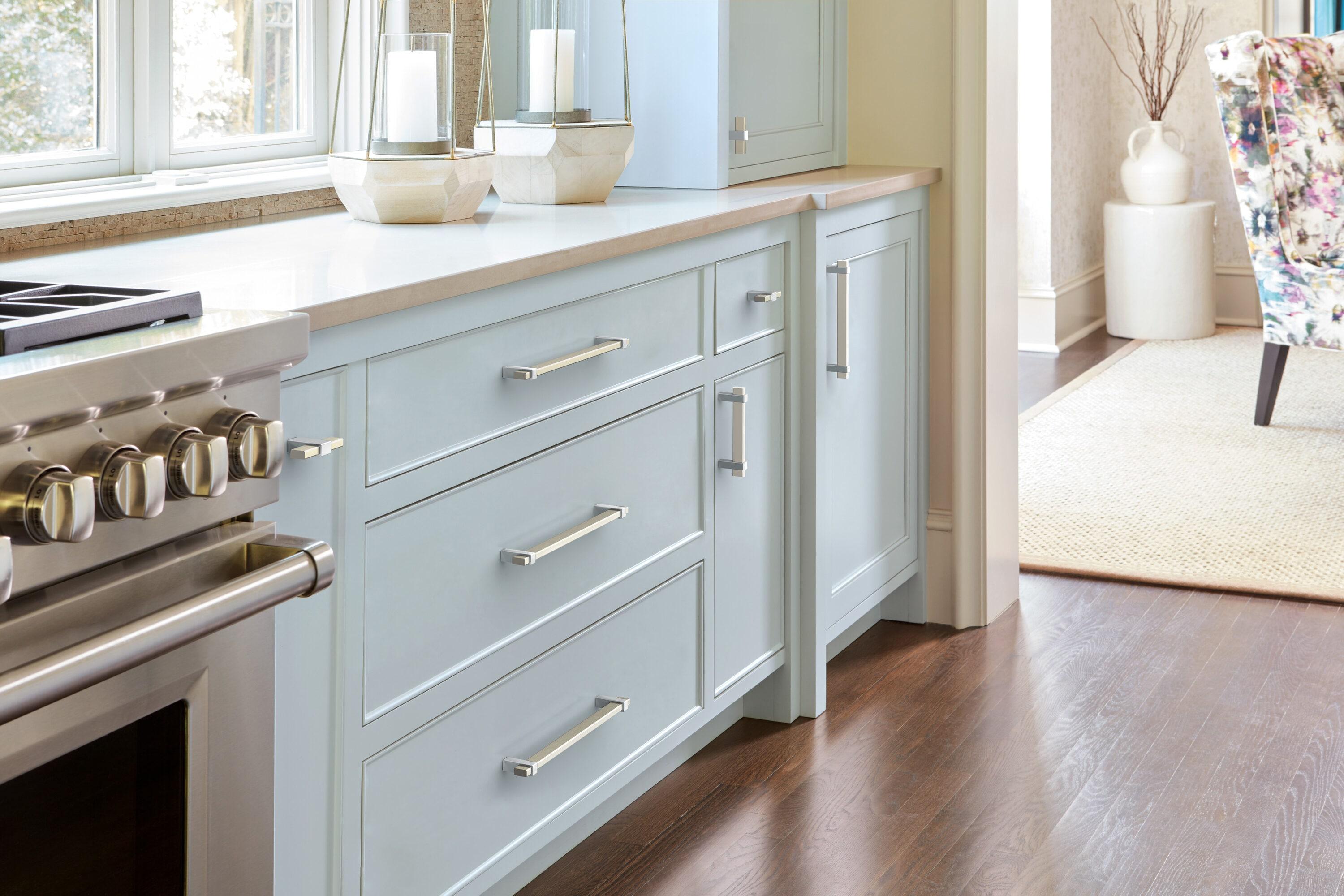 Amerock Mulino 8-13/16 inch (224mm) Center-to-Center Satin Nickel/Polished Chrome Cabinet Pull