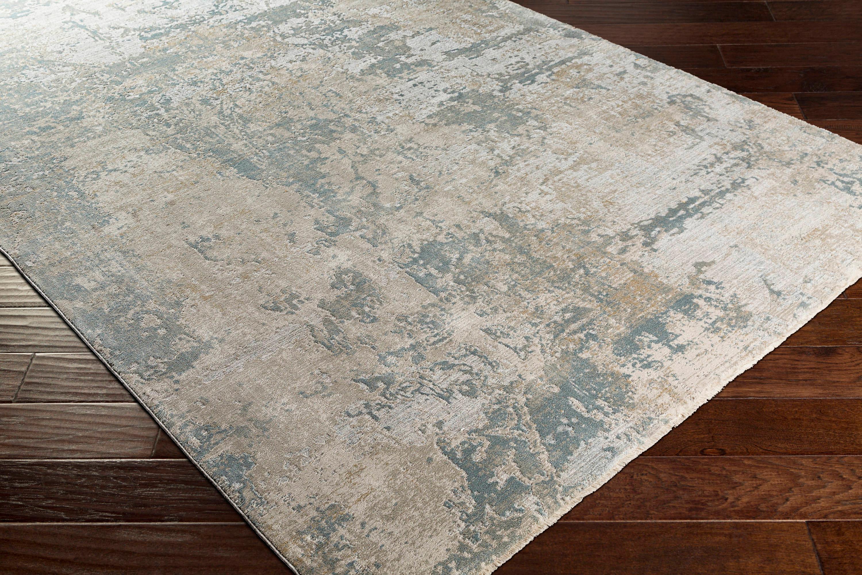 Gray Rectangular Synthetic Fringe Accent Rug