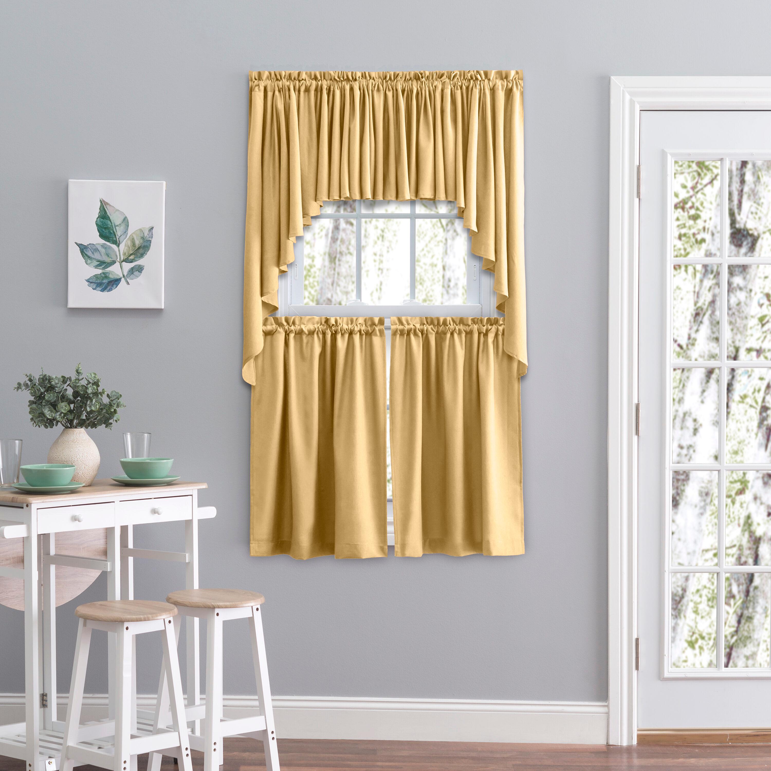 Ricardo Glasgow Swag 62x63 Gold Leaf