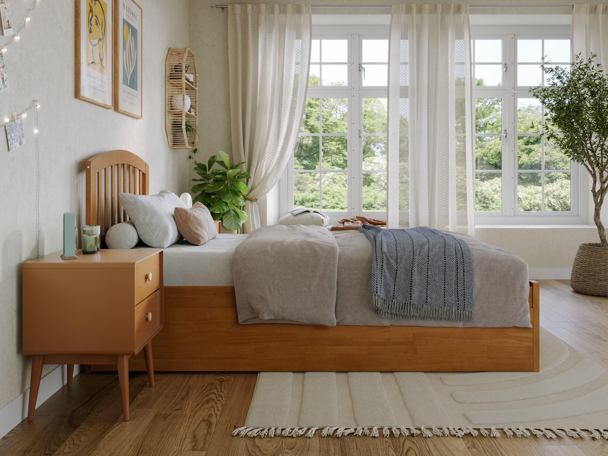 Richmond Solid Wood Platform Bed with Panel Footboard and Trundle