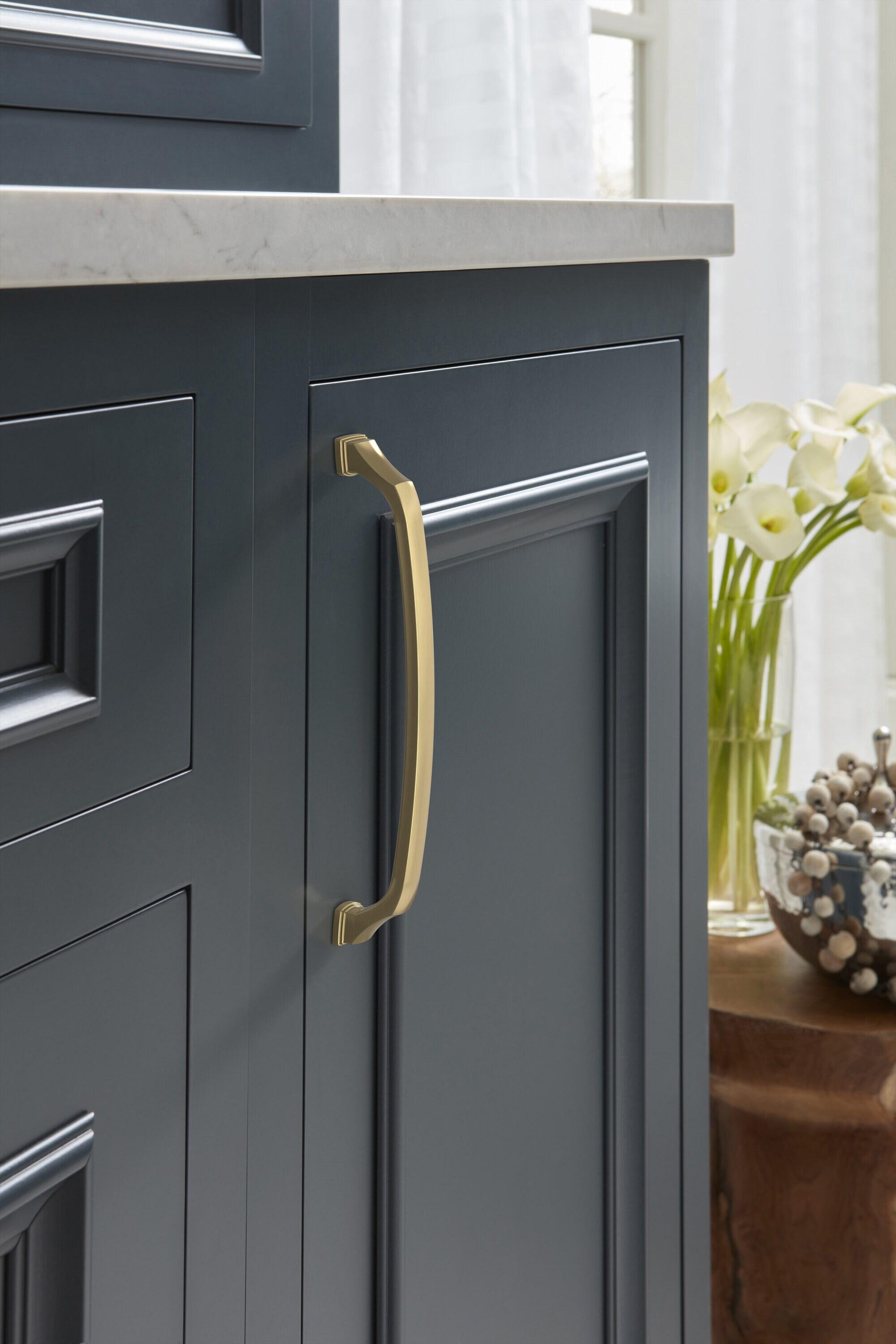 Revitalize Cabinet Bar Pull