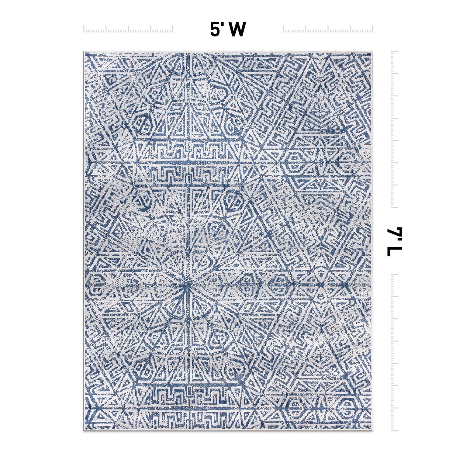 Nuloom Kandace Geometric 5x8 Indoor/Outdoor Area Rug for Living Room Patio Deck Front Porch Kitchen, Blue/Ivory