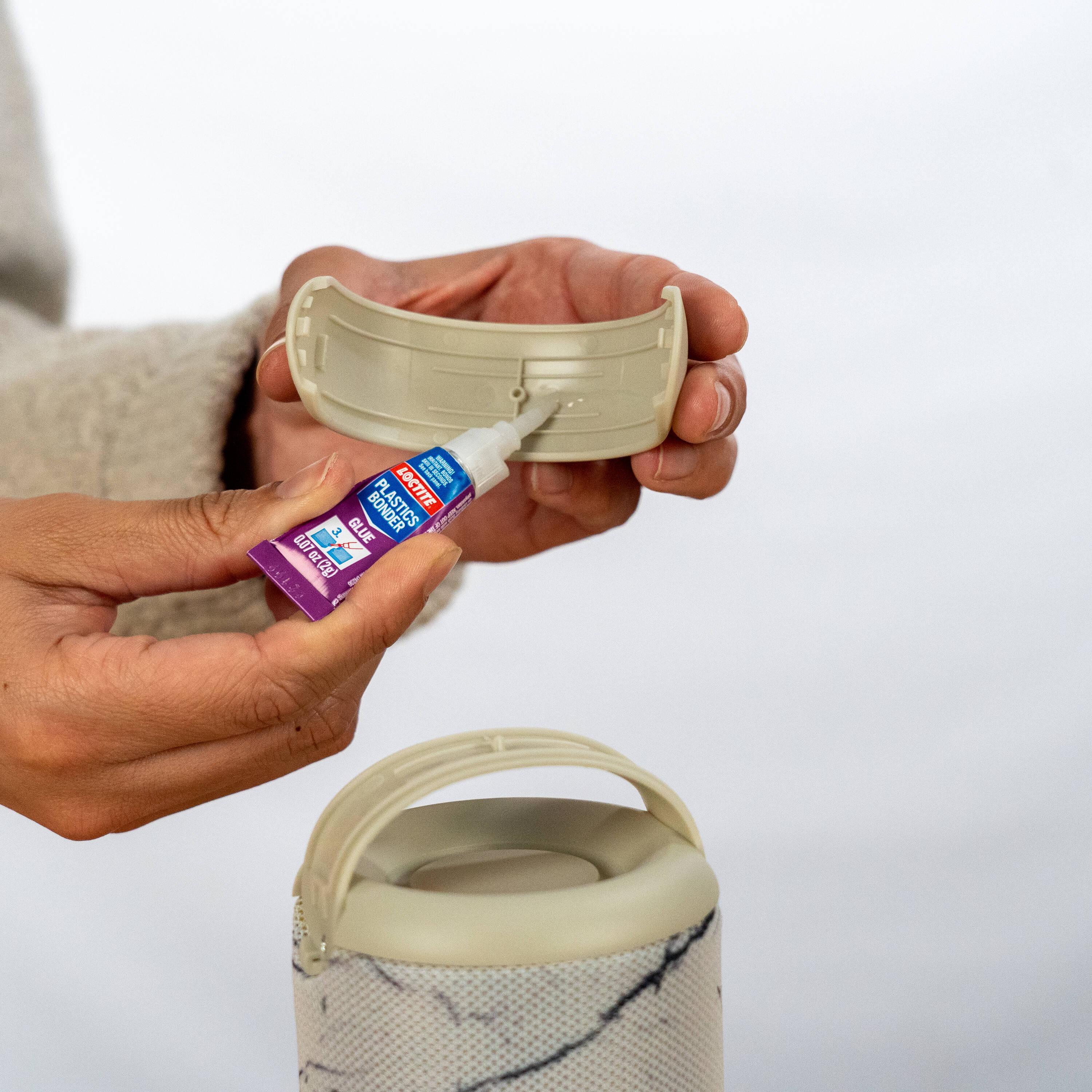 Loctite Super Glue Plastics Bonder, 1-0.14 oz Activator Stick + 1-0.07 oz Glue Tube, Clear 0.21 oz Kit