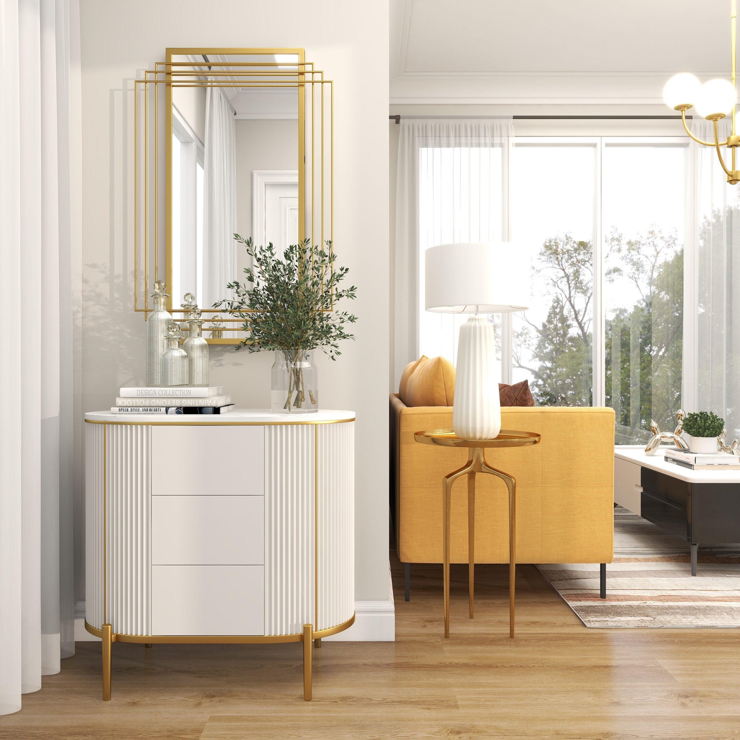 CosmoLiving by Cosmopolitan CosmoLiving by Cosmopolitan Gold Metal Geometric Wall Mirror