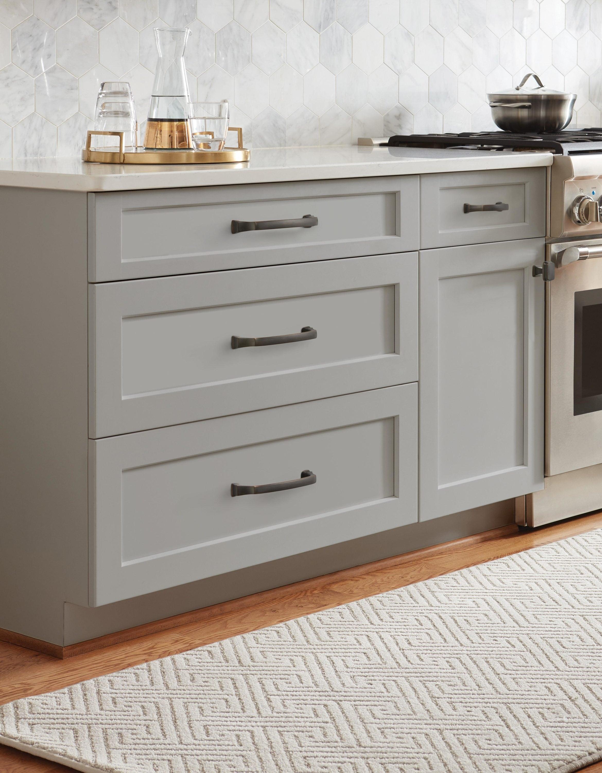 Revitalize Cabinet Bar Pull
