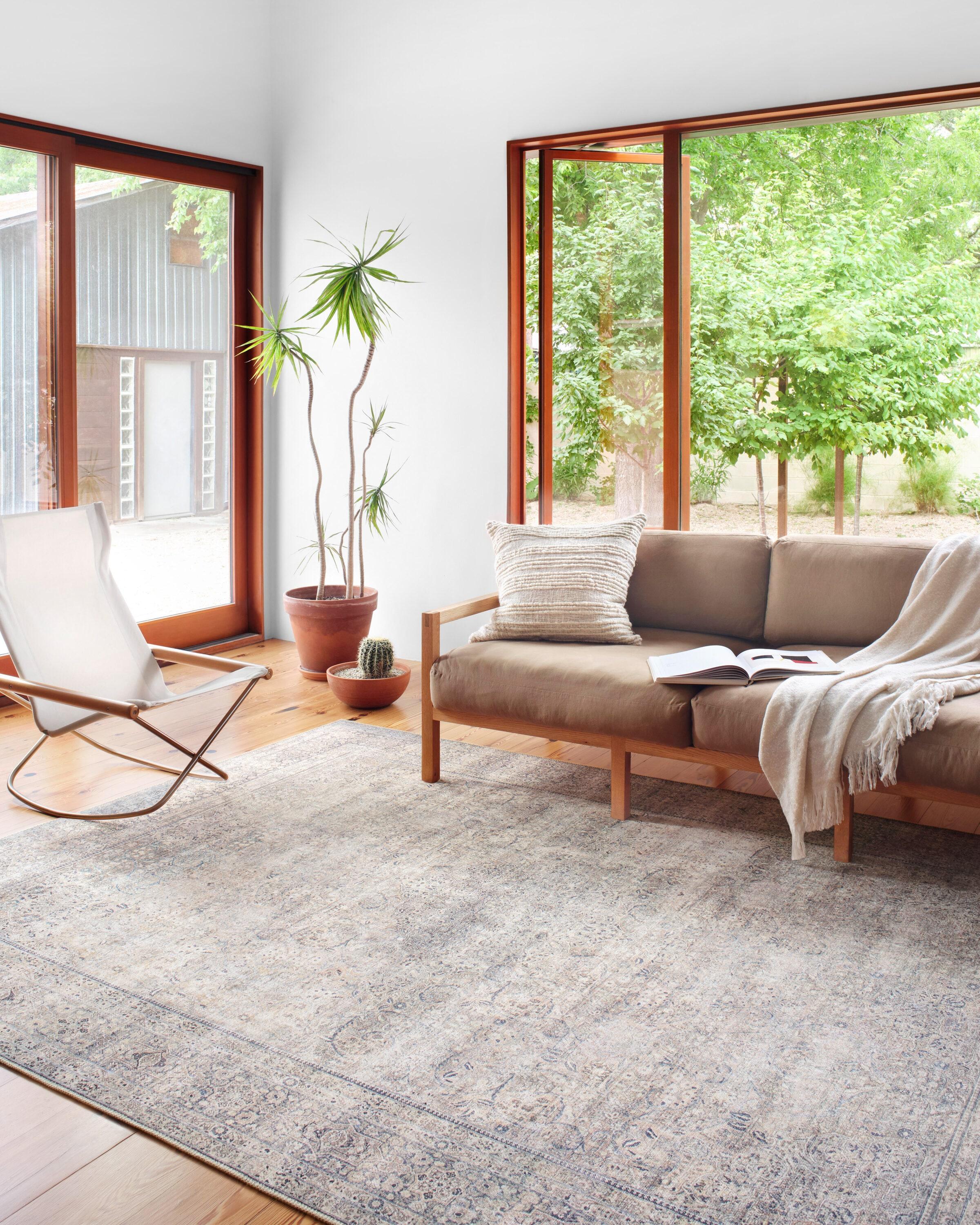 Loloi II Wynter WYN-03 Silver / Charcoal Oriental Area Rug 7'-6" x 9'-6"