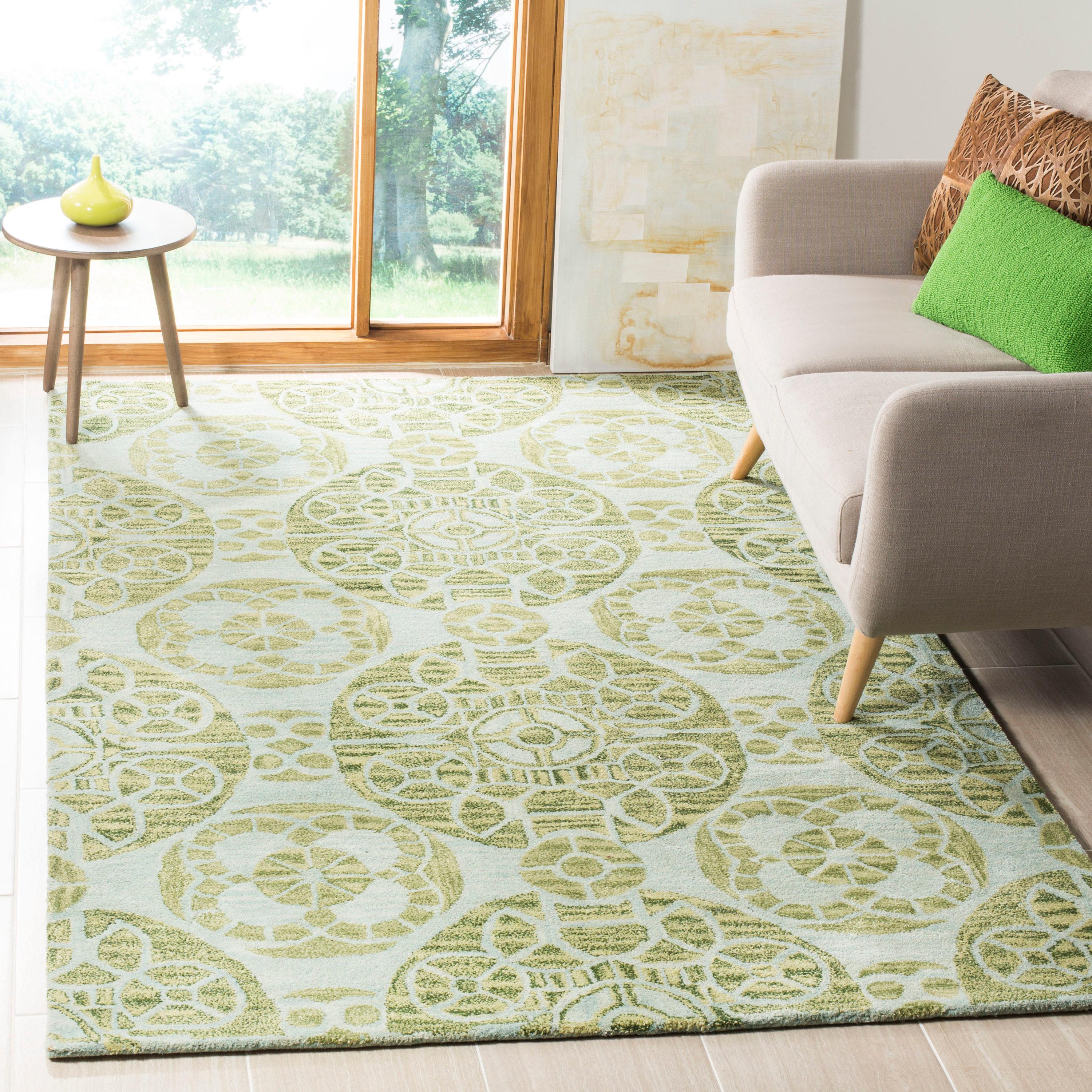 SAFAVIEH Wyndham Louise Medallion Wool Area Rug, Turquoise/Green, 10' x 14'