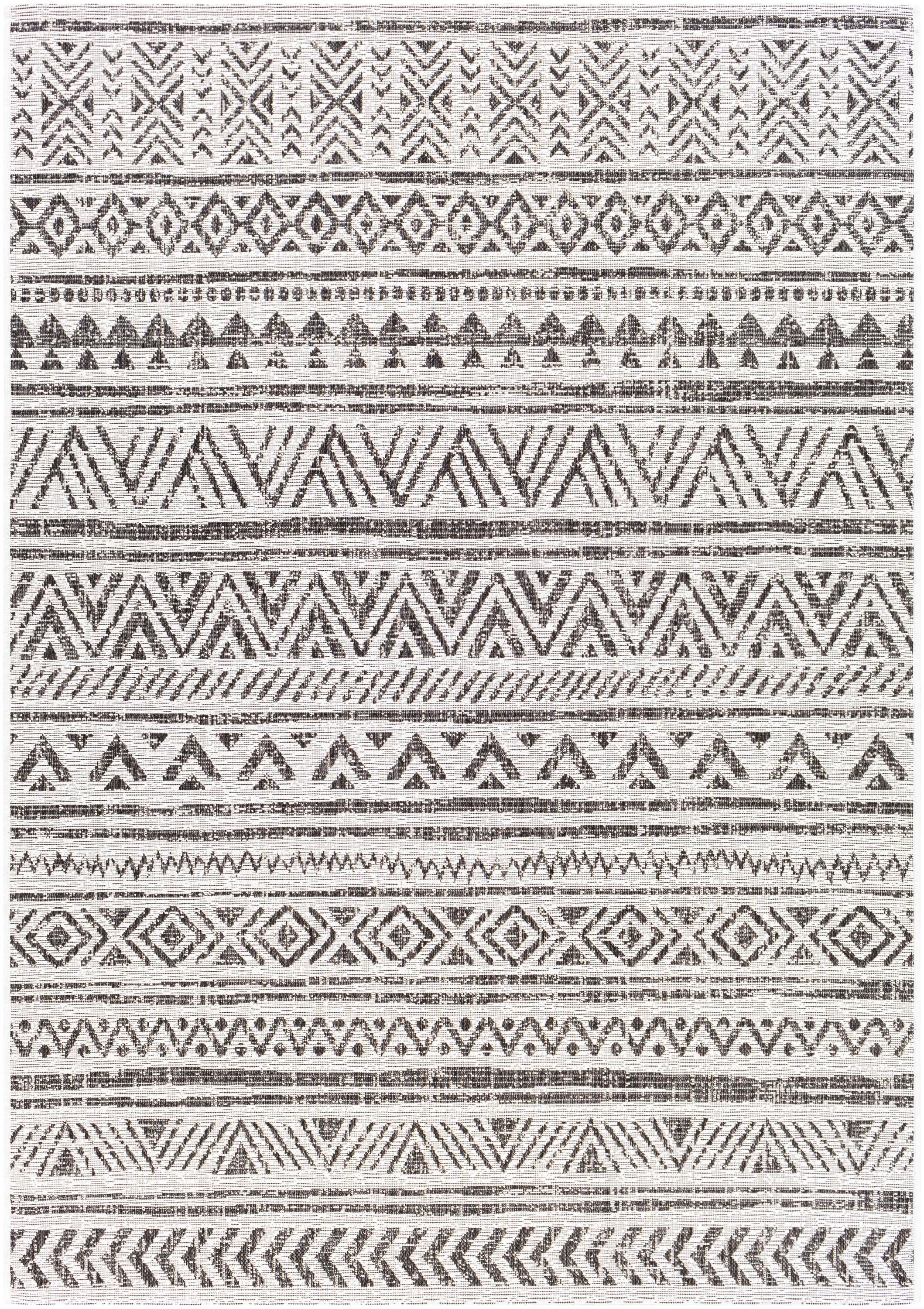 Livabliss Eagean 2 x 3 (ft) Polypropylene Black Rectangular Indoor/Outdoor Medallion Global Area rug