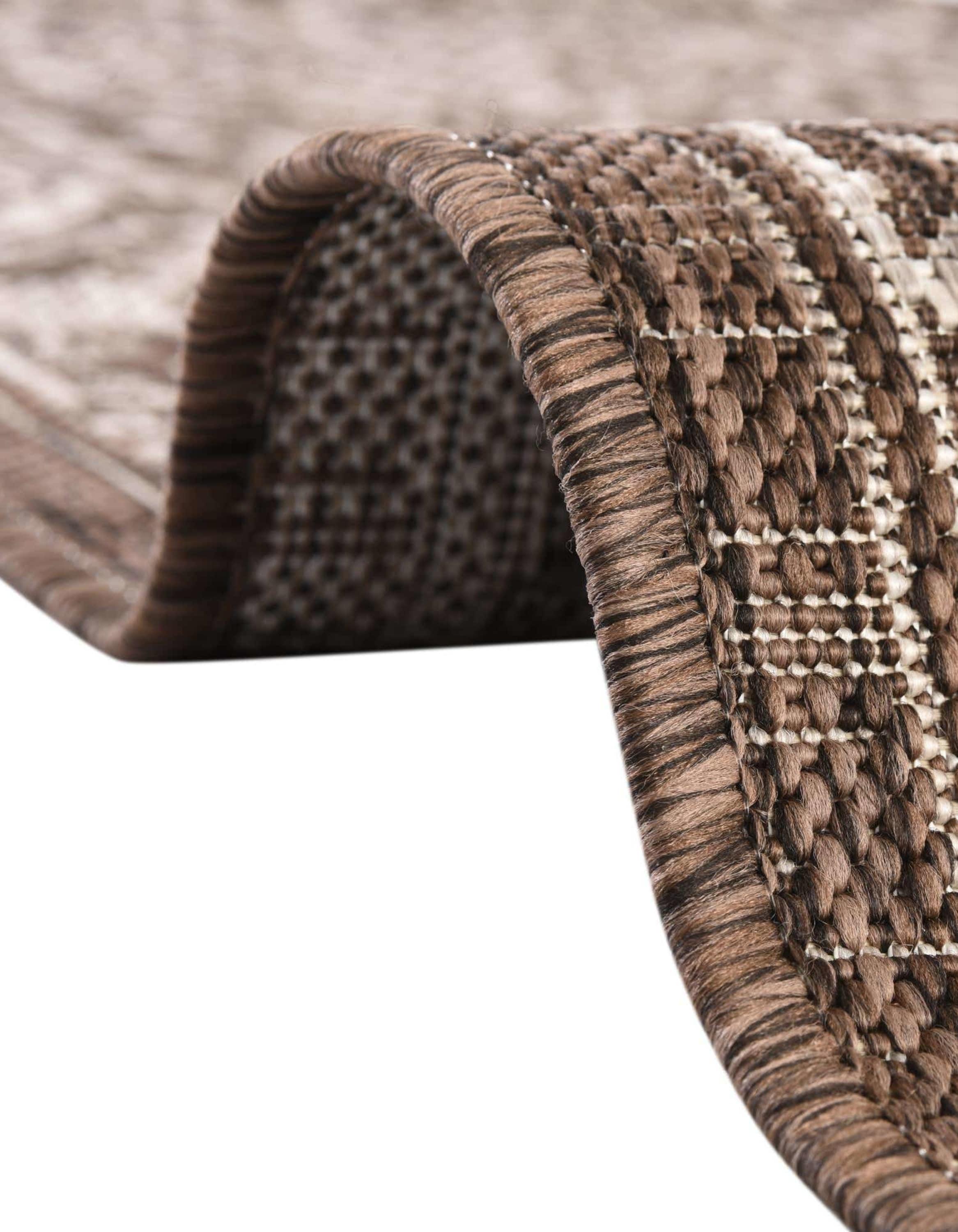 Unique Loom 7' 10 x 10' 0 Oval Indoor/Outdoor Aztec Brown Area Rug