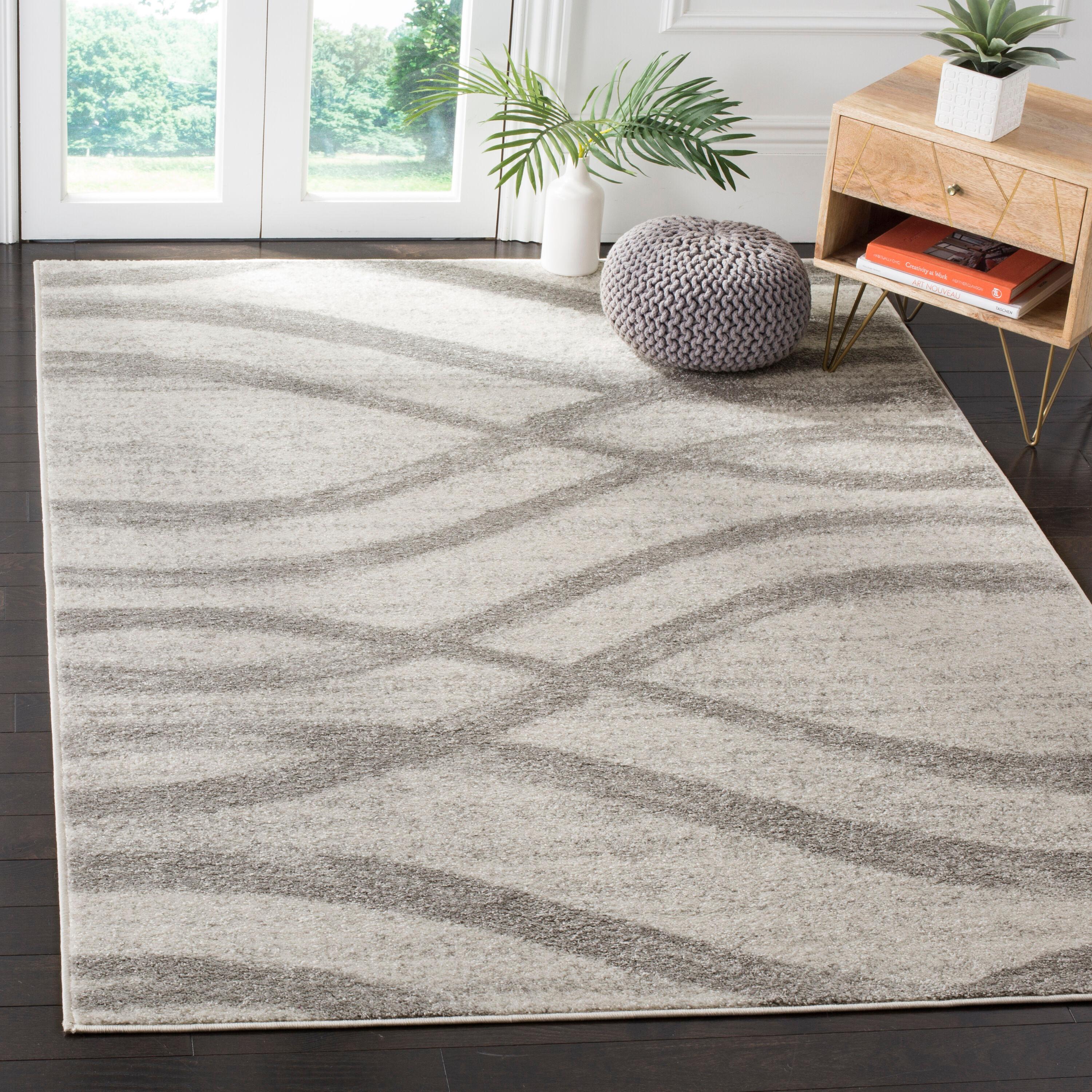 Adirondack ADR125 Machine Made Indoor Area Rug - Cream/Grey - 8'x8' - Safavieh