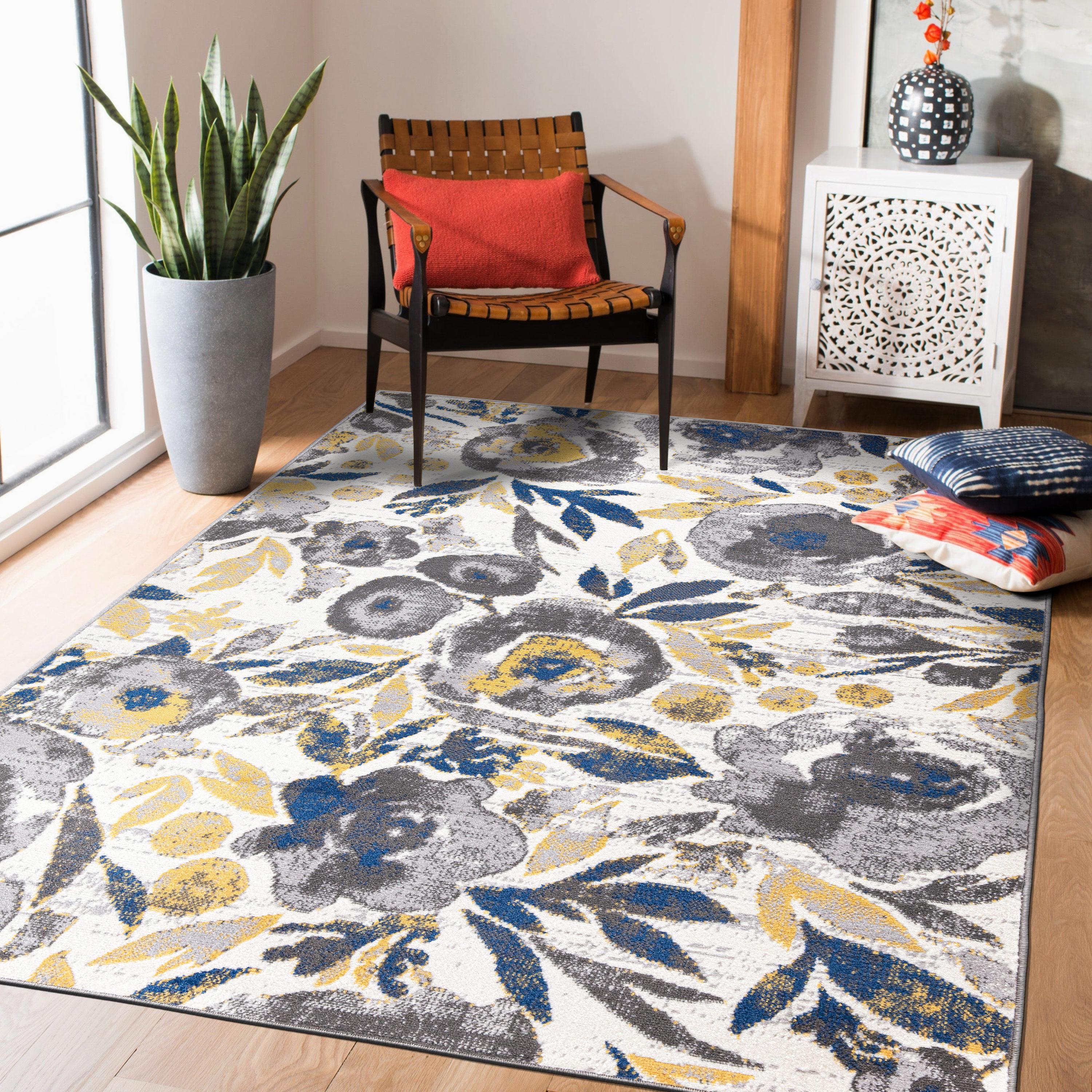 World Rug Gallery Vintage Modern Floral Area Rug - Cream 5' x 7':  Low Pile,  Stain-Resistant,  Machine Made,  Indoor Use