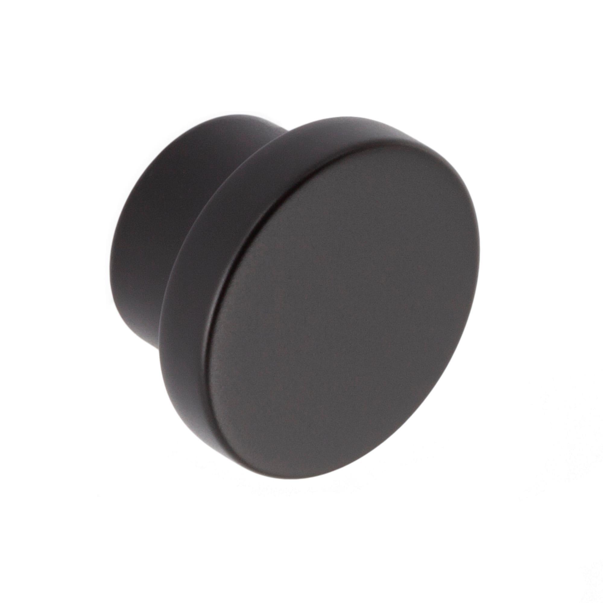 Ethan 1-1/4" Diameter Round Knob