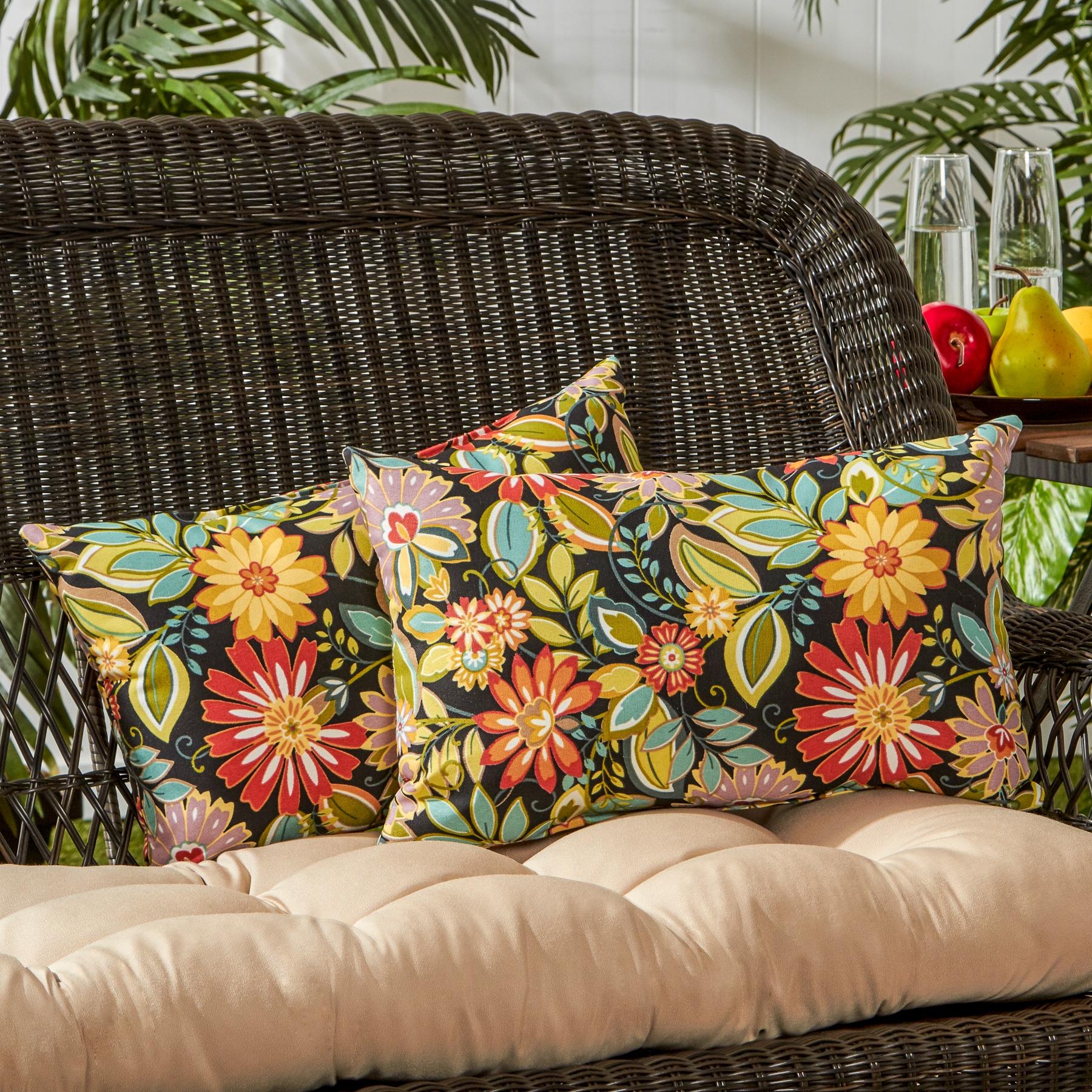 Indoor/Outdoor Reversible Throw Pillow