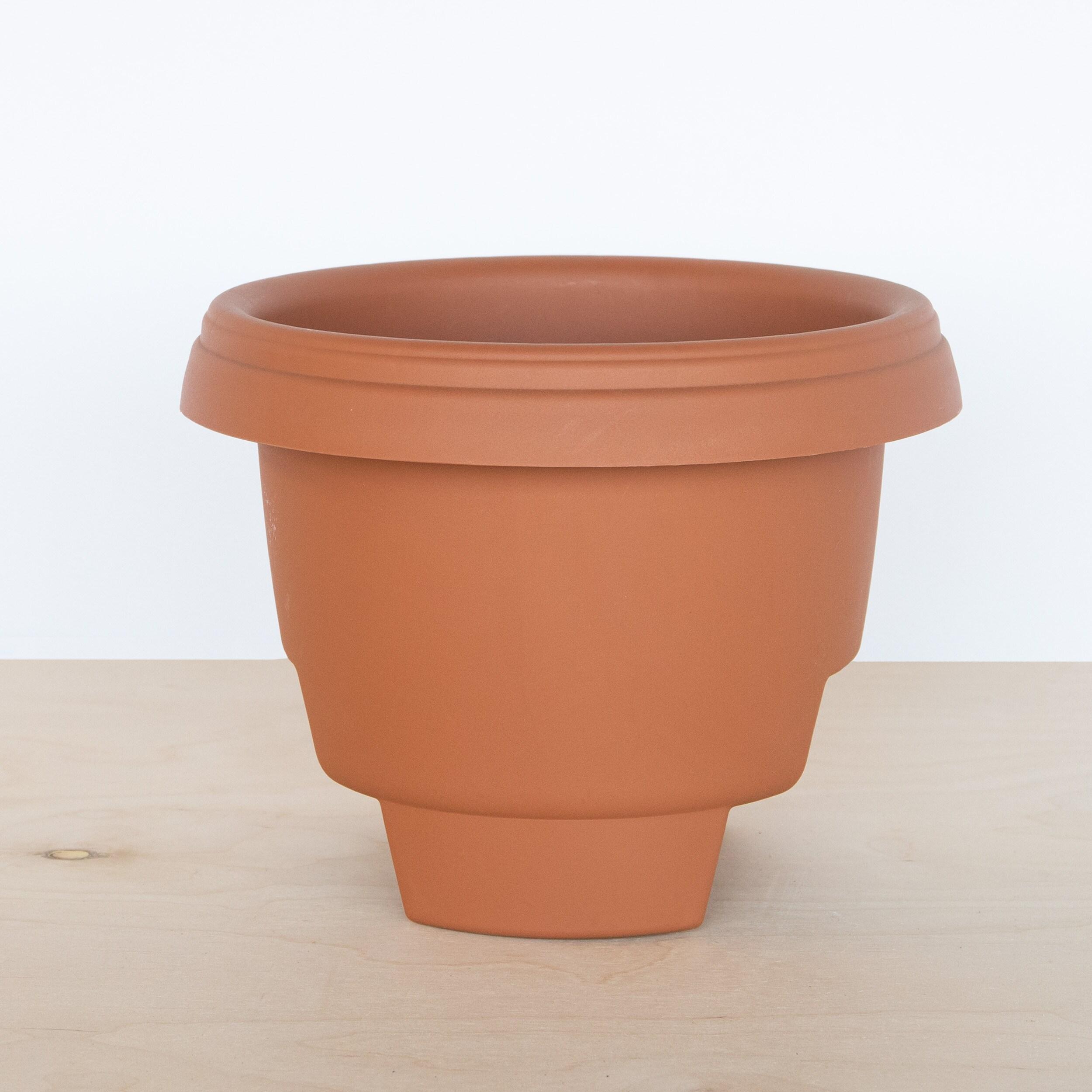 Bloem 12-in Resin Round Deck Rail Round Planter - Terra Cotta Color