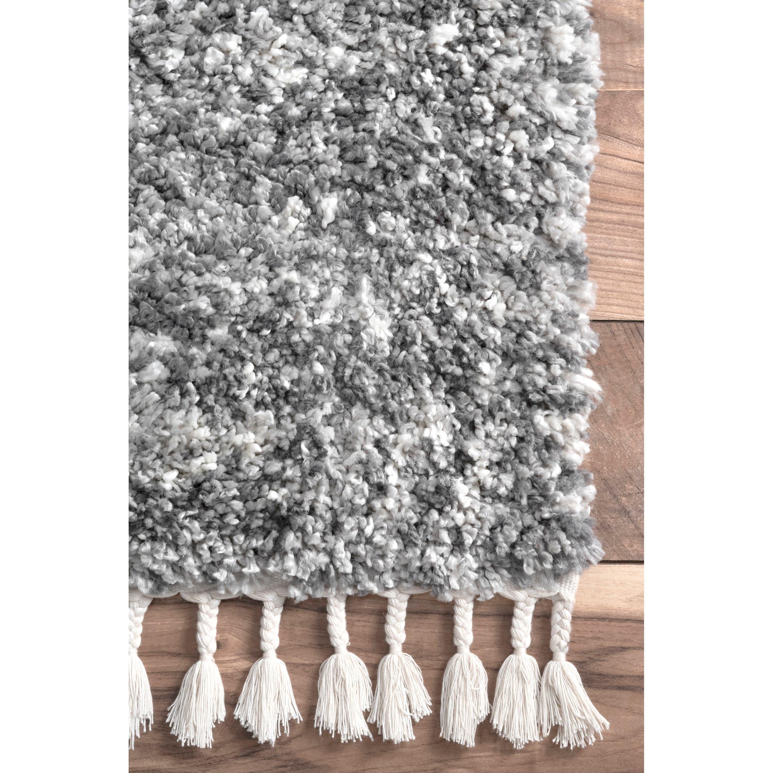 Nuloom Brooke Solid 2x3 Accent Shag Indoor Area Rug for Living Room Bedroom Dining Room Nursery Entryway, Grey/Ivory