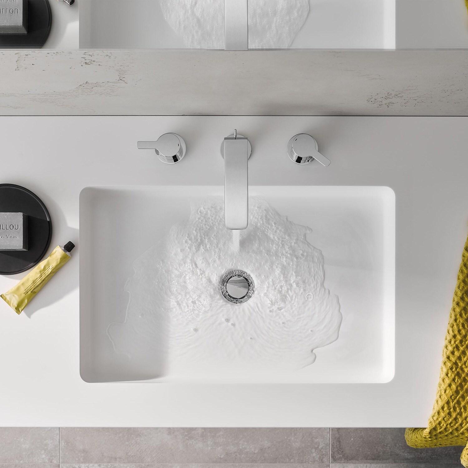 Lineare™ Widespread Bathroom Faucet with Drain Assembly