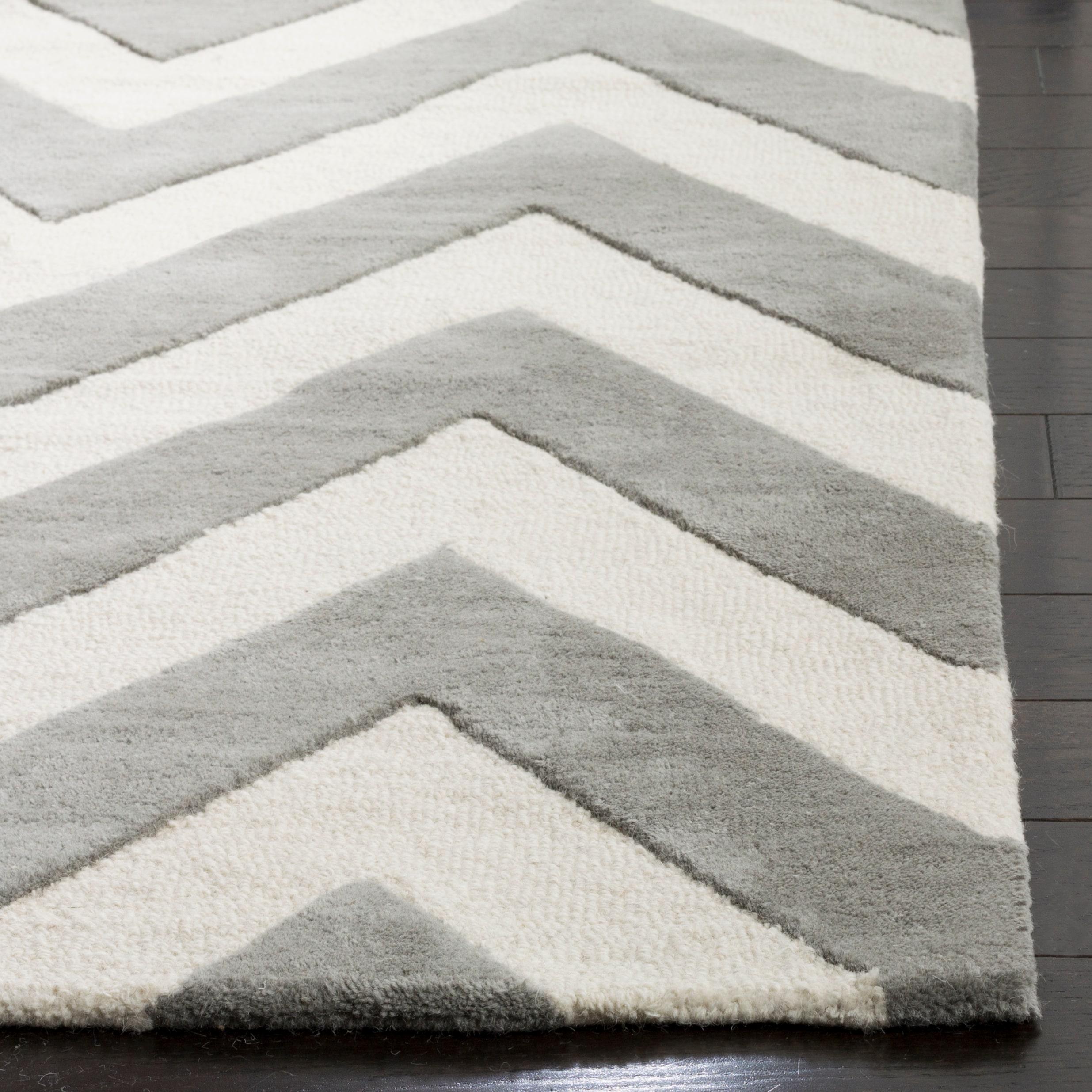 SAFAVIEH Kids Basic Chevron Wool Area Rug, Grey/Ivory, 3' x 5'